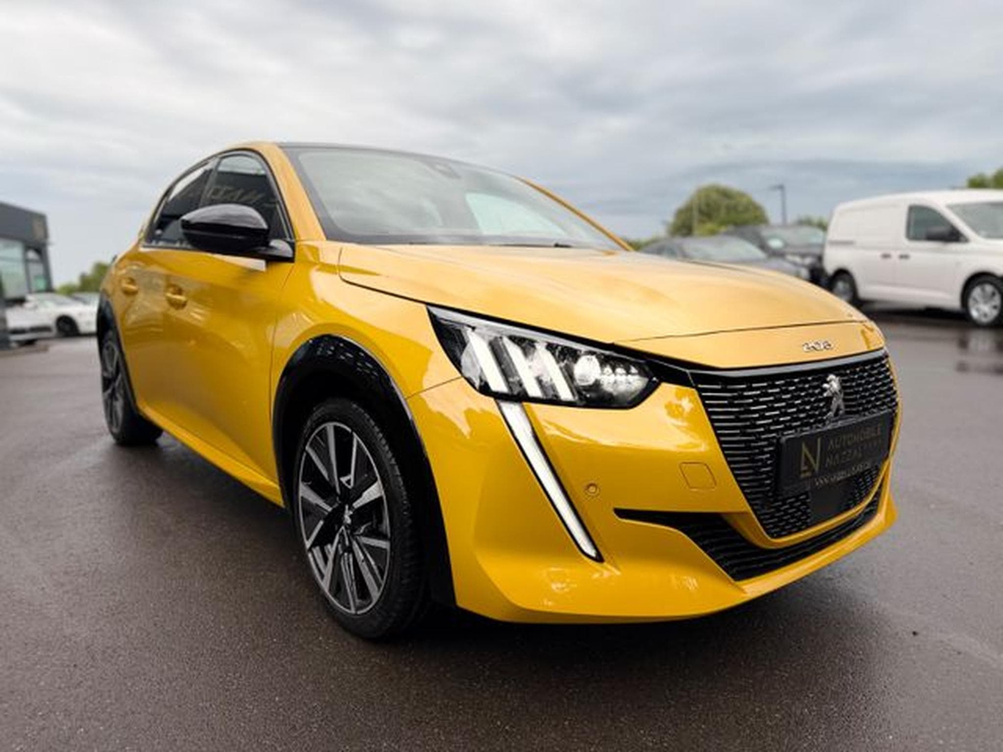 Peugeot 208 208 GT-LINE *VIRTUELL*NAVI*KAMERA*SHZ*ALU* (2020) - Photo 4
