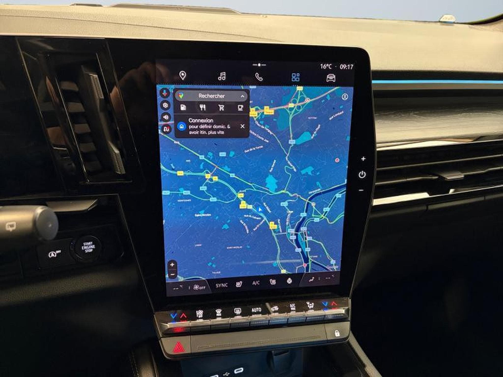 Renault Austral 1.2 E-Tech Iconic full hybrid (2025) - Photo 16