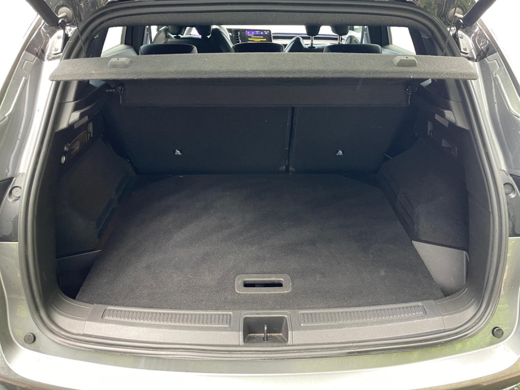 Renault Austral 1.2 E-Tech Iconic full hybrid (2025) - Photo 18