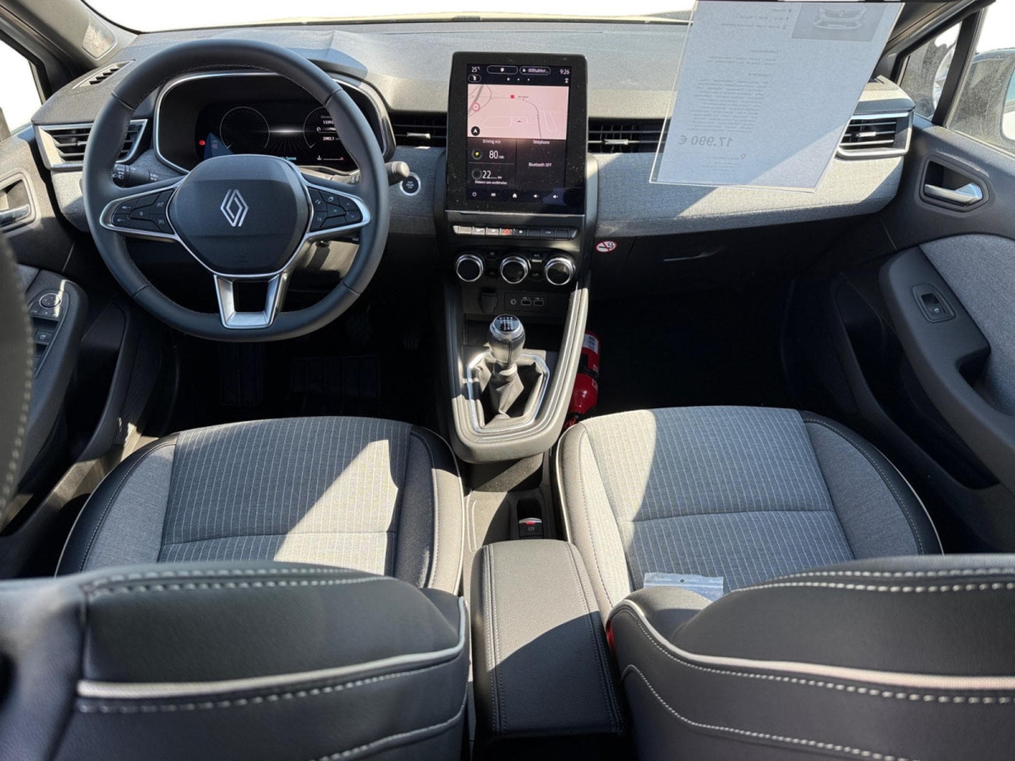 Renault Clio 1.0 Tce Techno (2025) - Photo 8