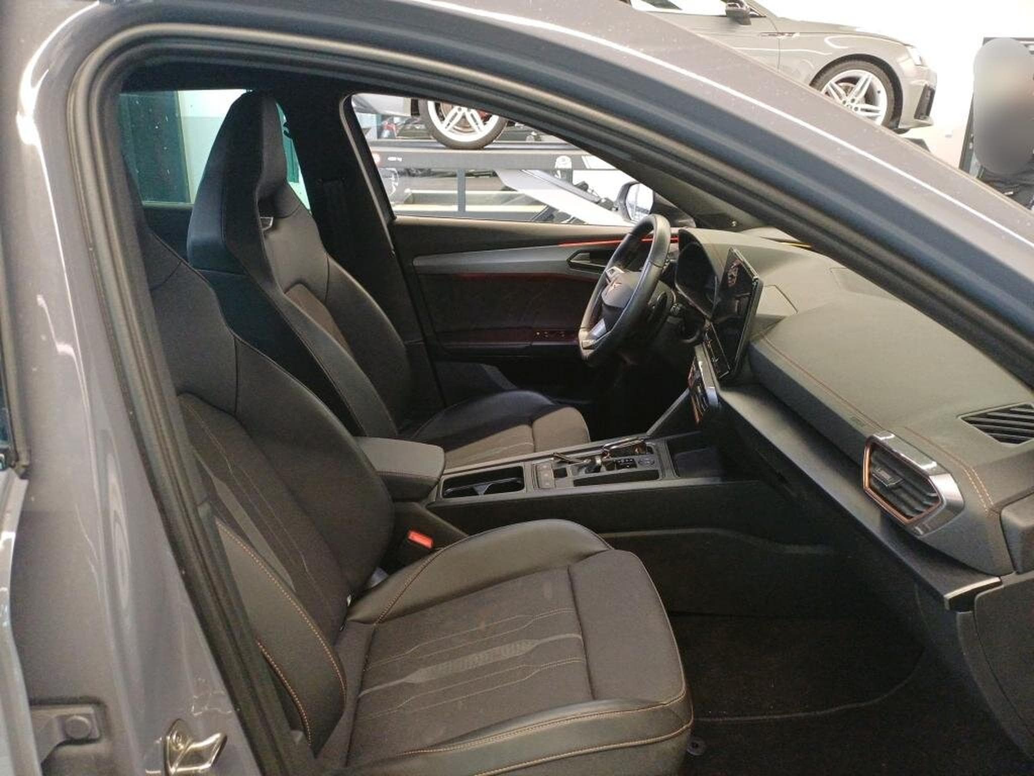Cupra Formentor VZ 2.0 TSI 310 CH DSG7 (2024) - Foto 7