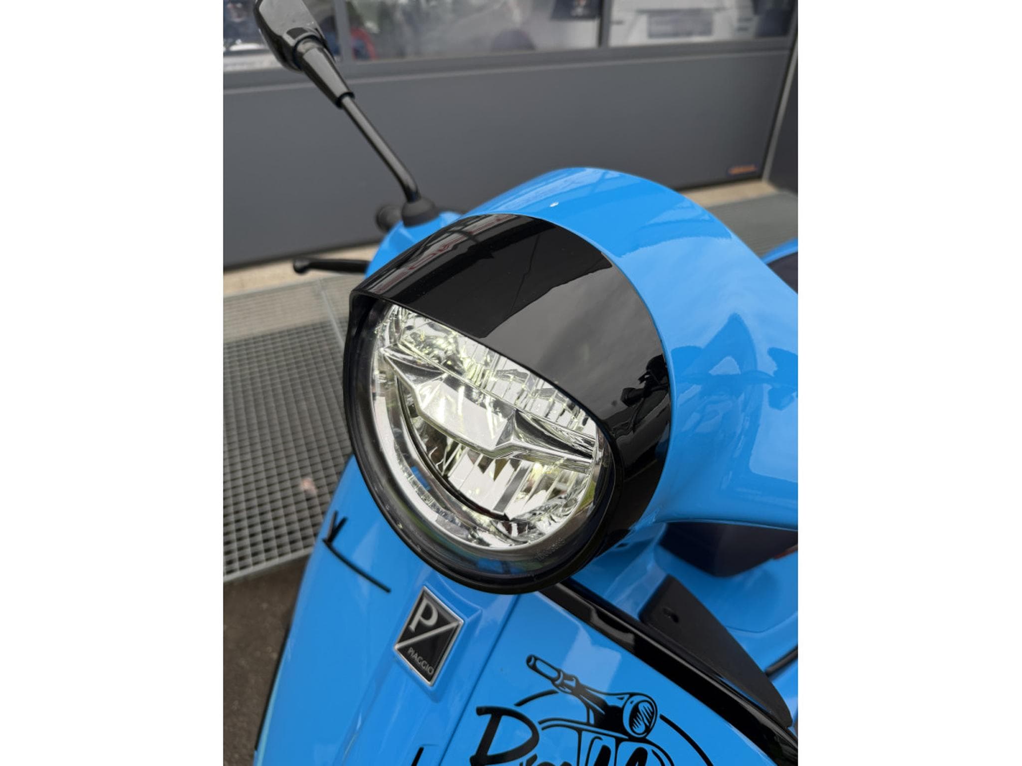 Vespa GTS Super Sport 310 (2025) - Photo 8