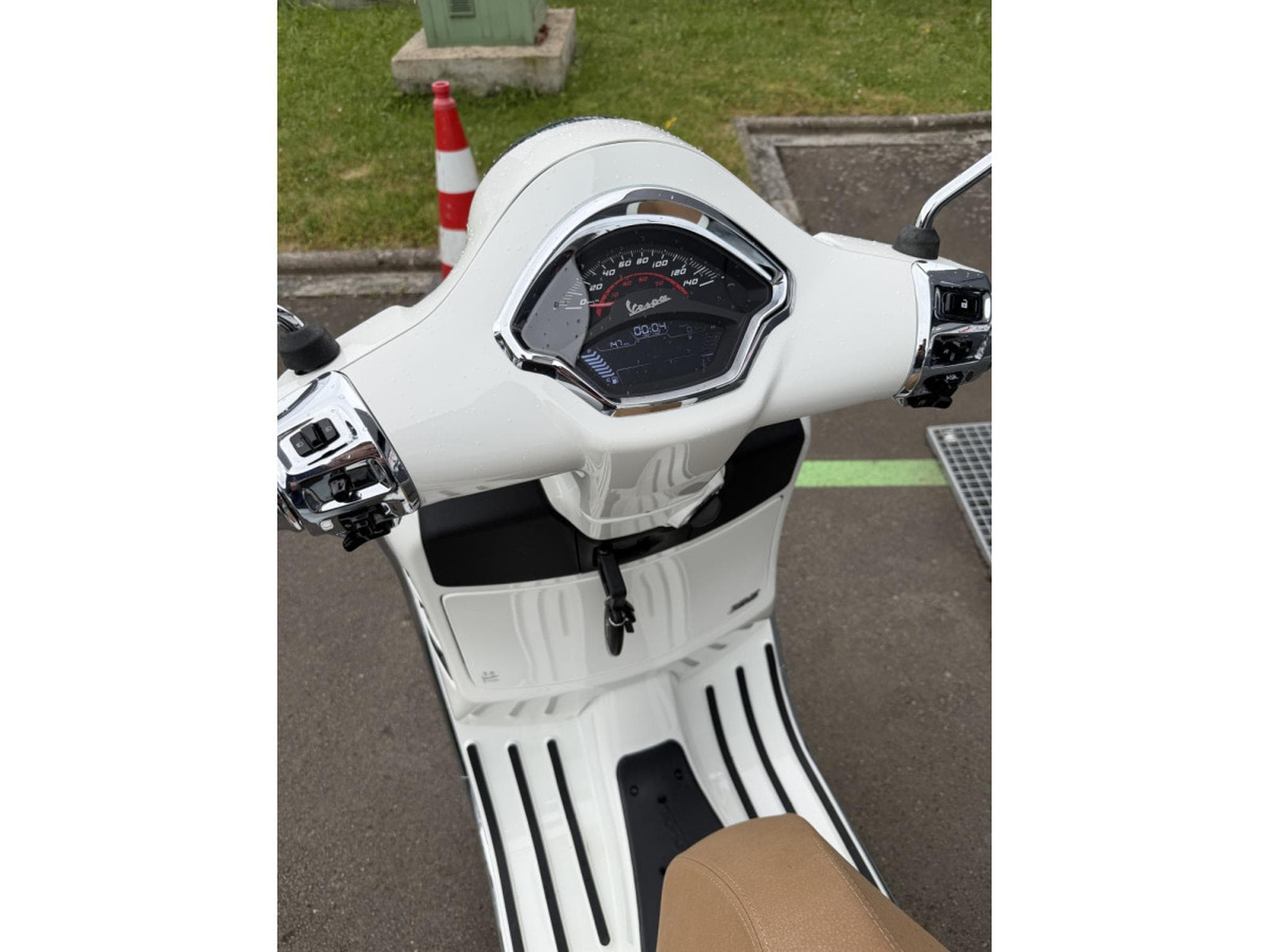Vespa GTS 125 (2023) - Photo 2