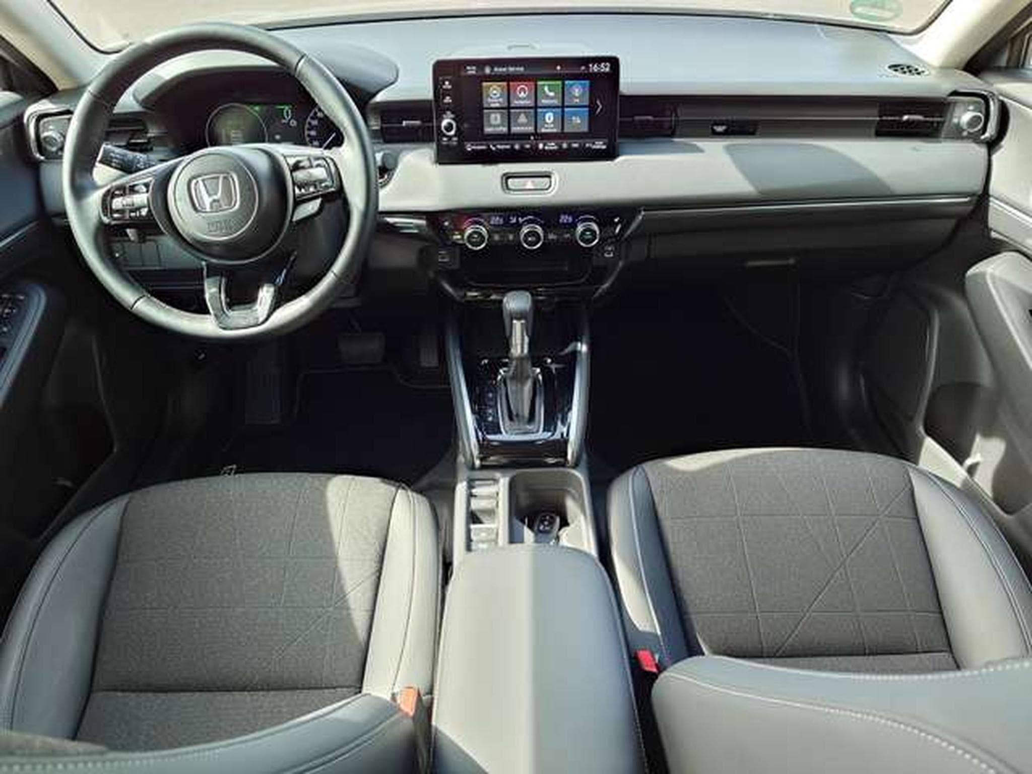 Honda HR-V HR-V e:HEV 1.5i Advance HYBRID eCVT (2025) - Photo 8