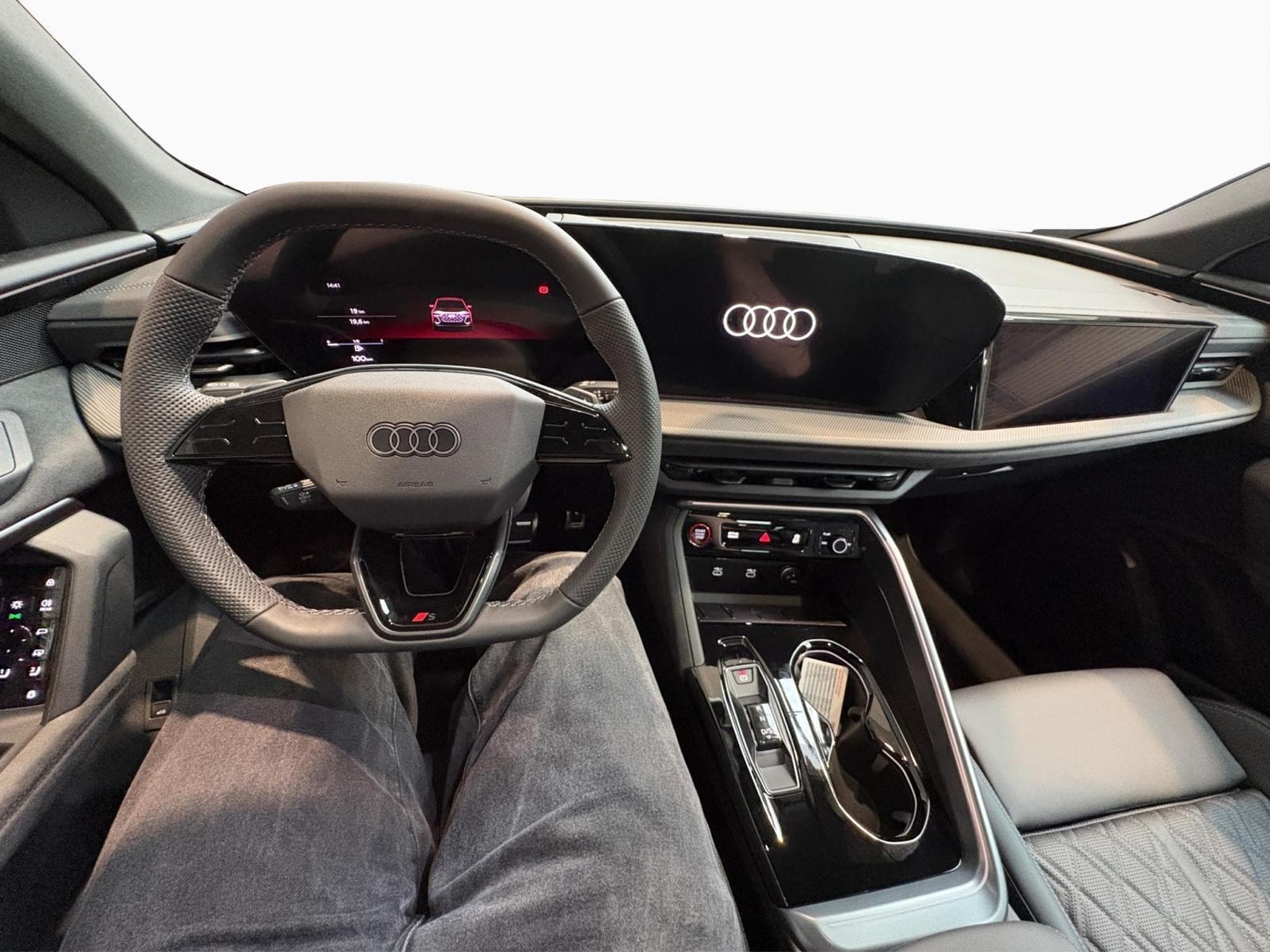 Audi SQ5 TFSI quattro S tronic (2026) - Photo 2