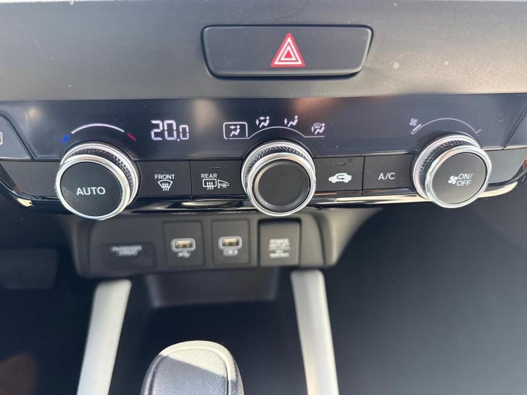 Honda Jazz Executive (2020) - Photo 15