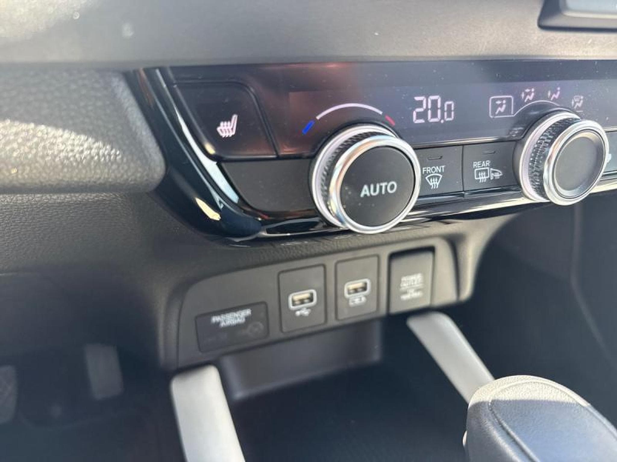 Honda Jazz Executive (2020) - Photo 17