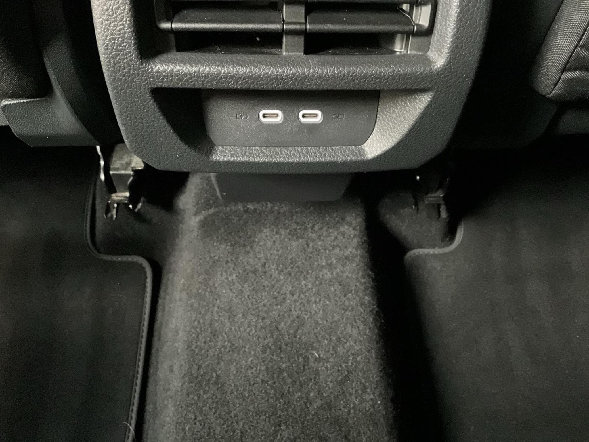 VW Caddy Life+DSG+Dark-Label+P.Cool&Sound+Navi+P.Ass-Plus+AHK (2024) - Foto 20