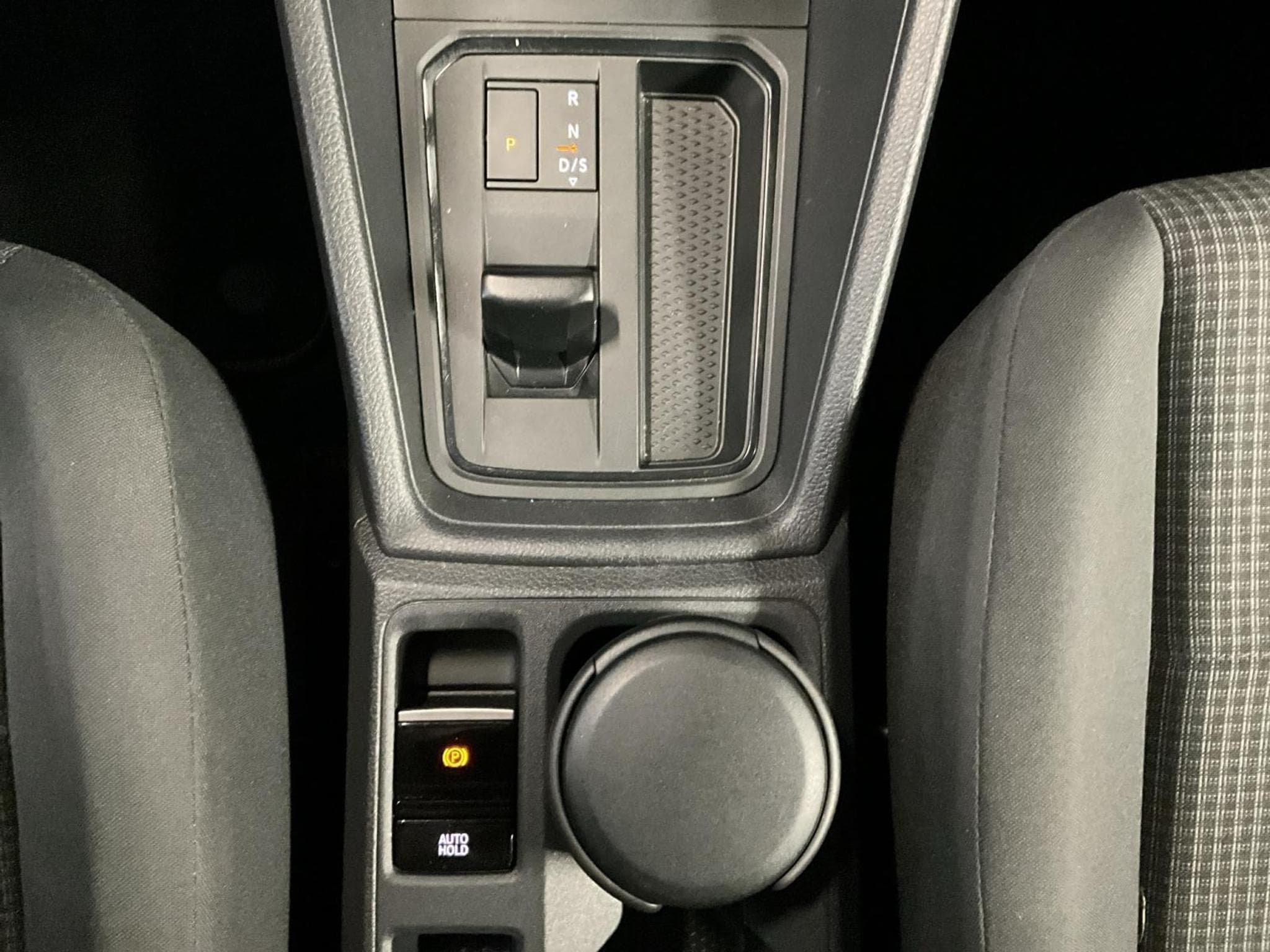 VW Caddy Maxi+DSG+Stand-H.+Led+Navi (2022) - Foto 12