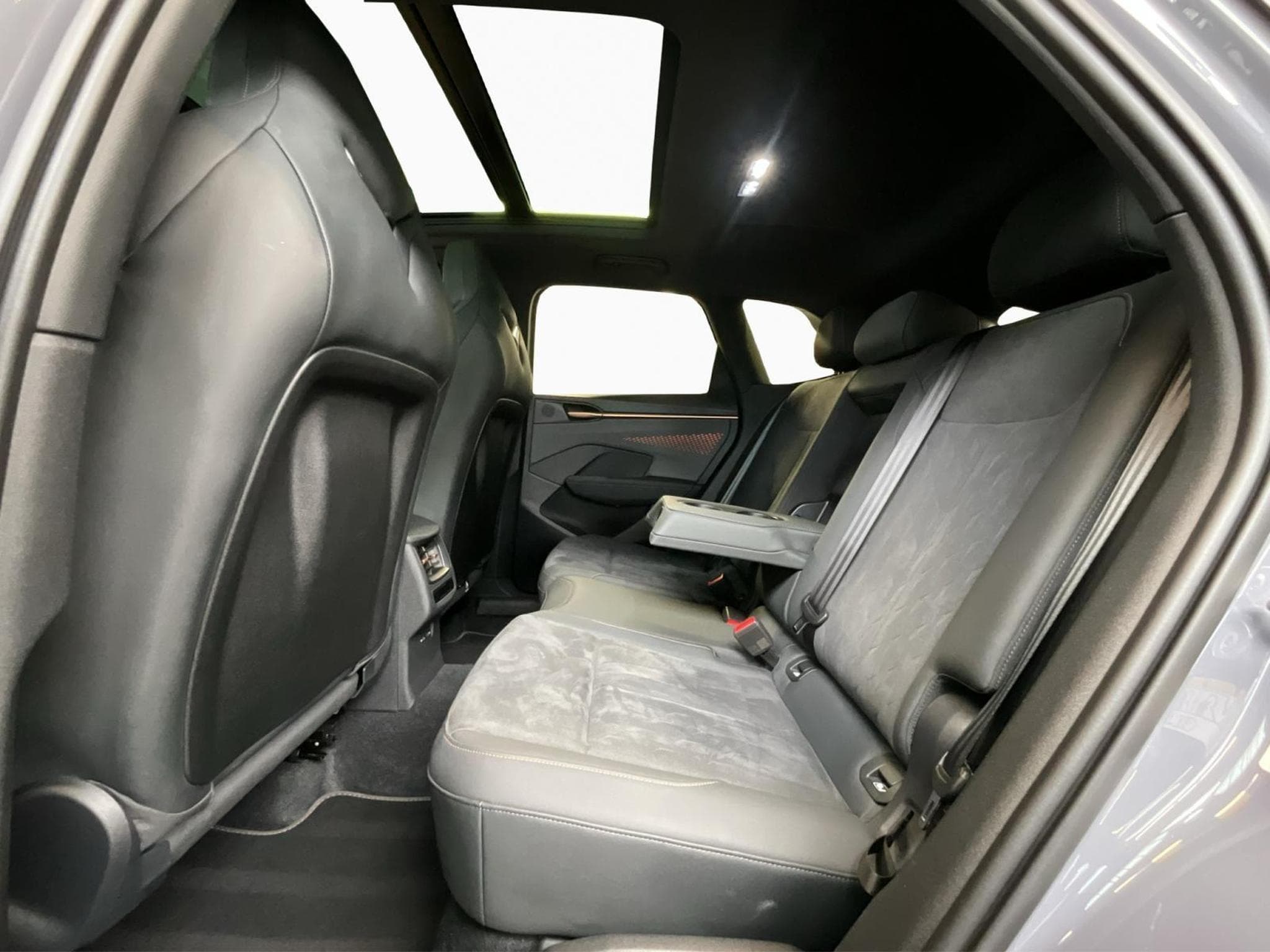 Cupra Terramar DSG+Pure-Perf.+Immersive-Sennheiser+AHK+Pano (2025) - Photo 16