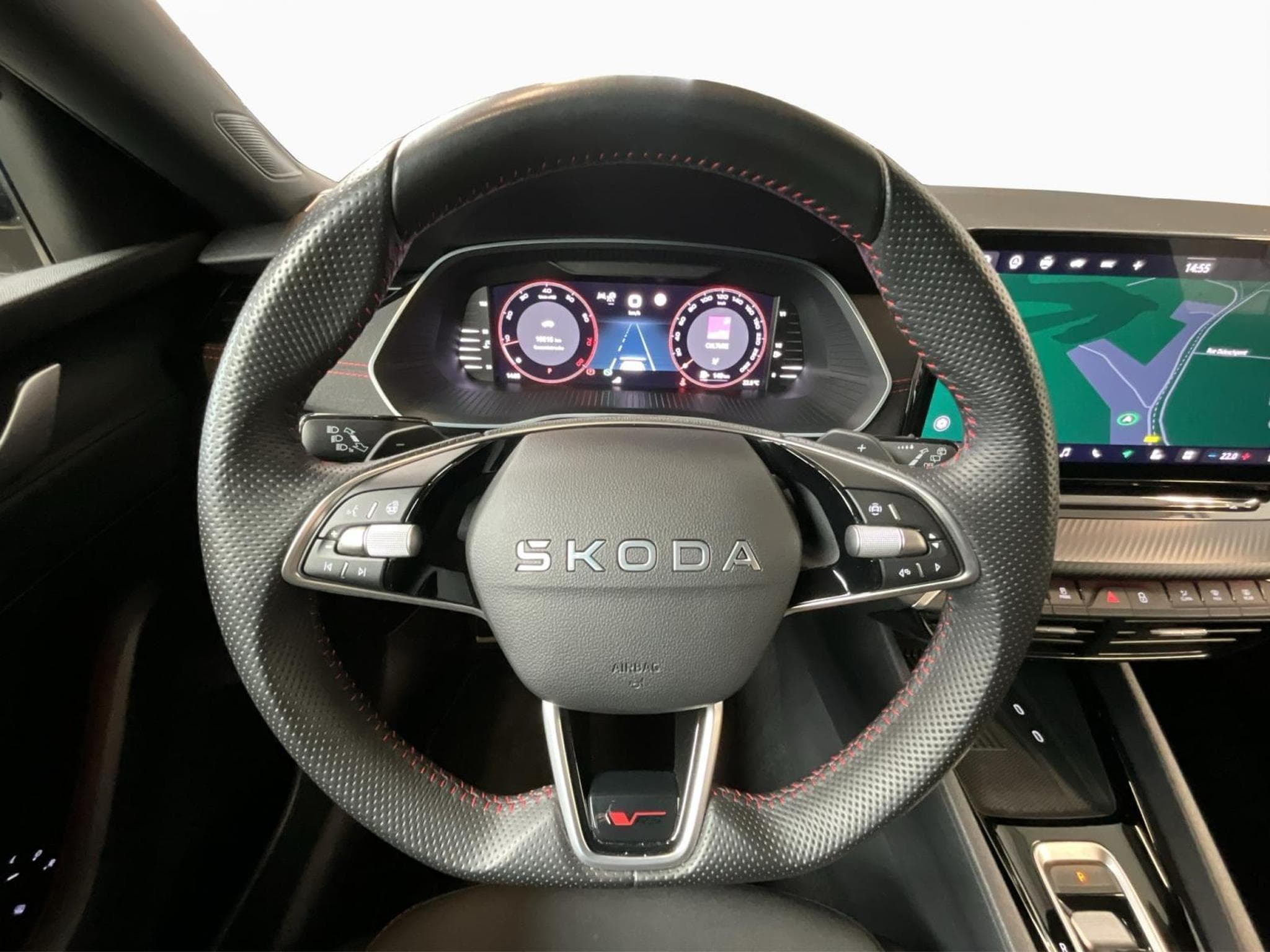 Skoda Octavia Combi+RS+DSG+CANTON+Navi (2025) - Photo 10