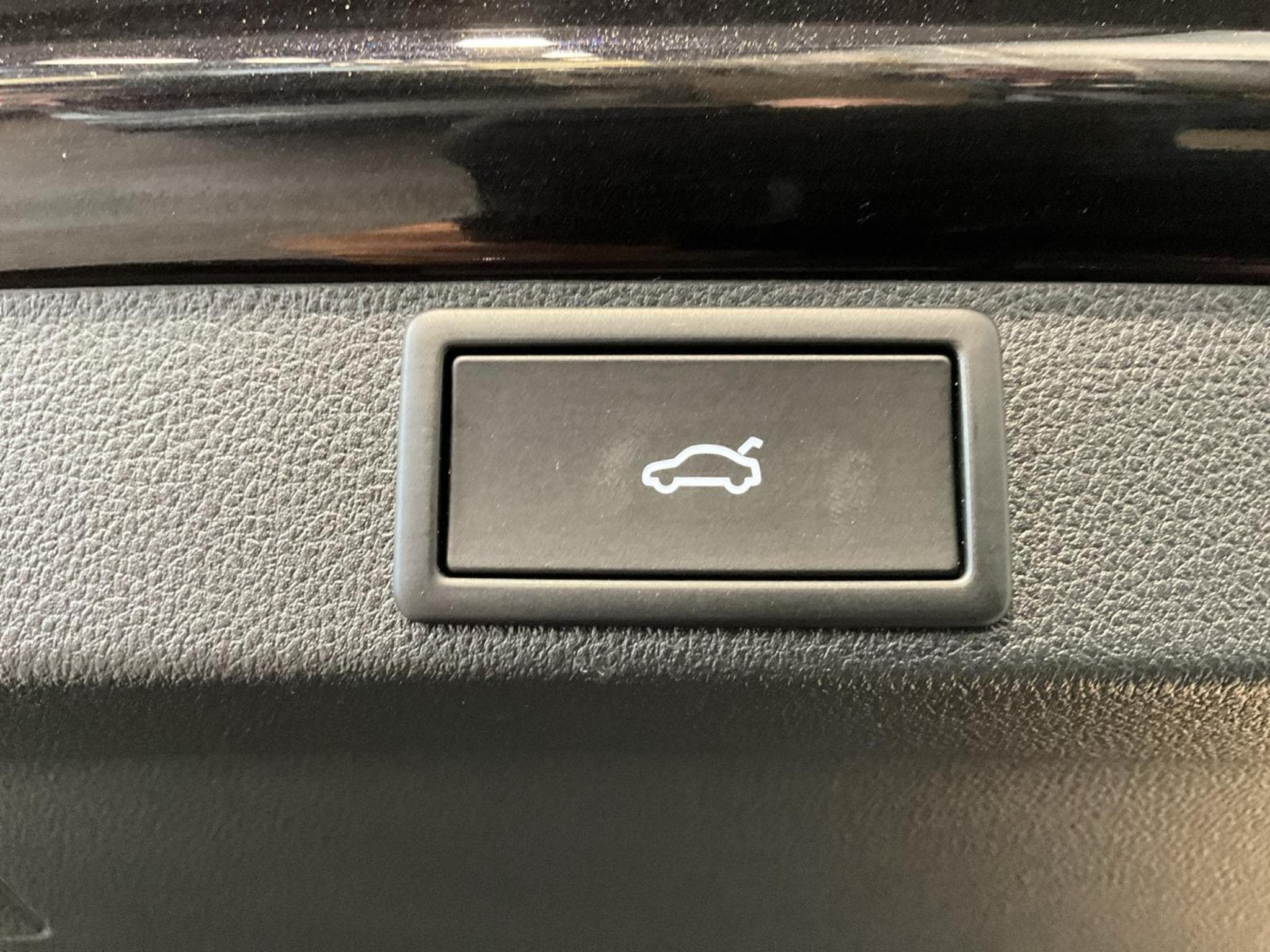 Skoda Octavia Combi+RS+DSG+CANTON+Navi (2025) - Photo 18
