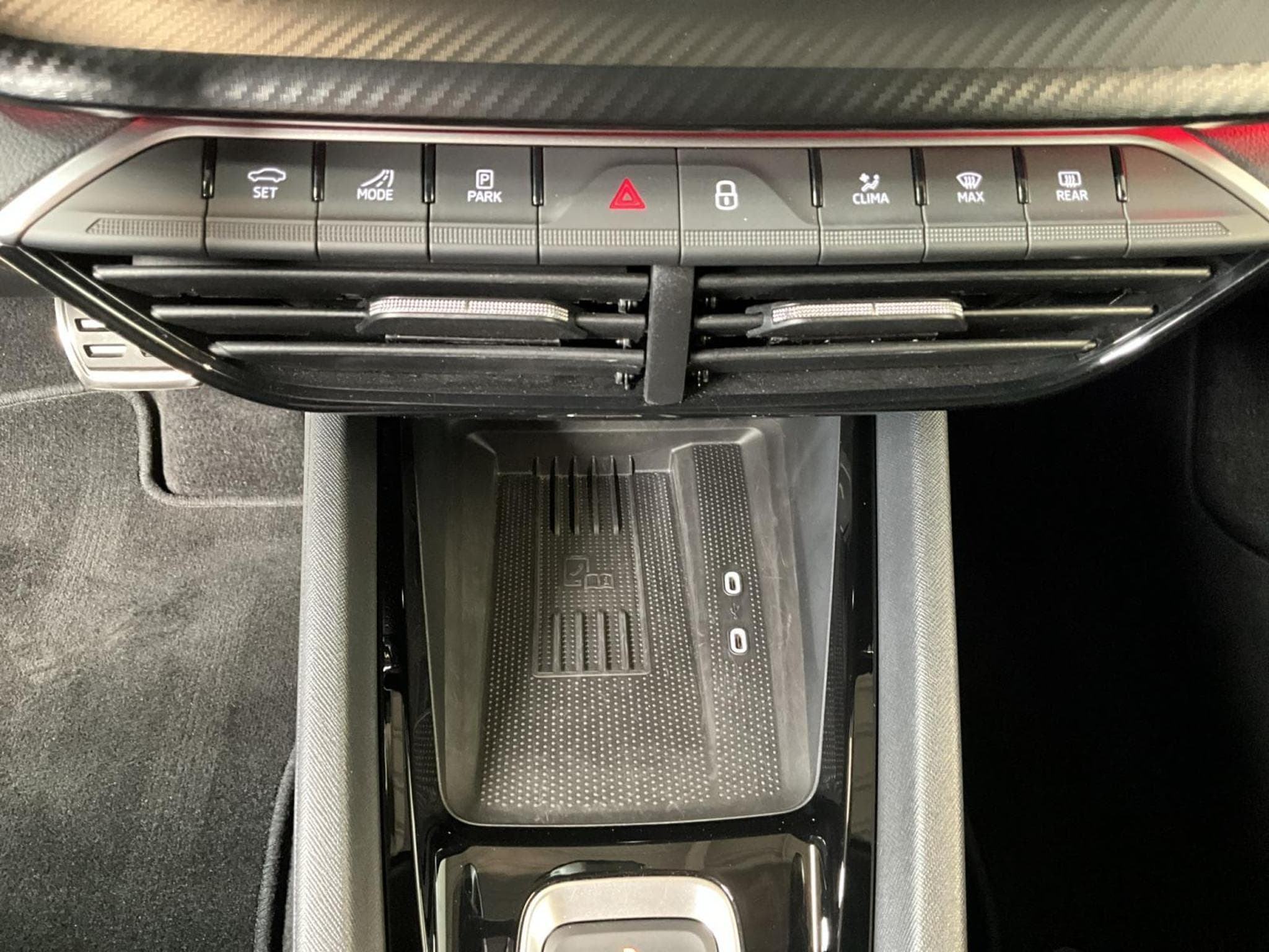 Skoda Octavia Combi+RS+DSG+CANTON+Navi (2025) - Photo 20