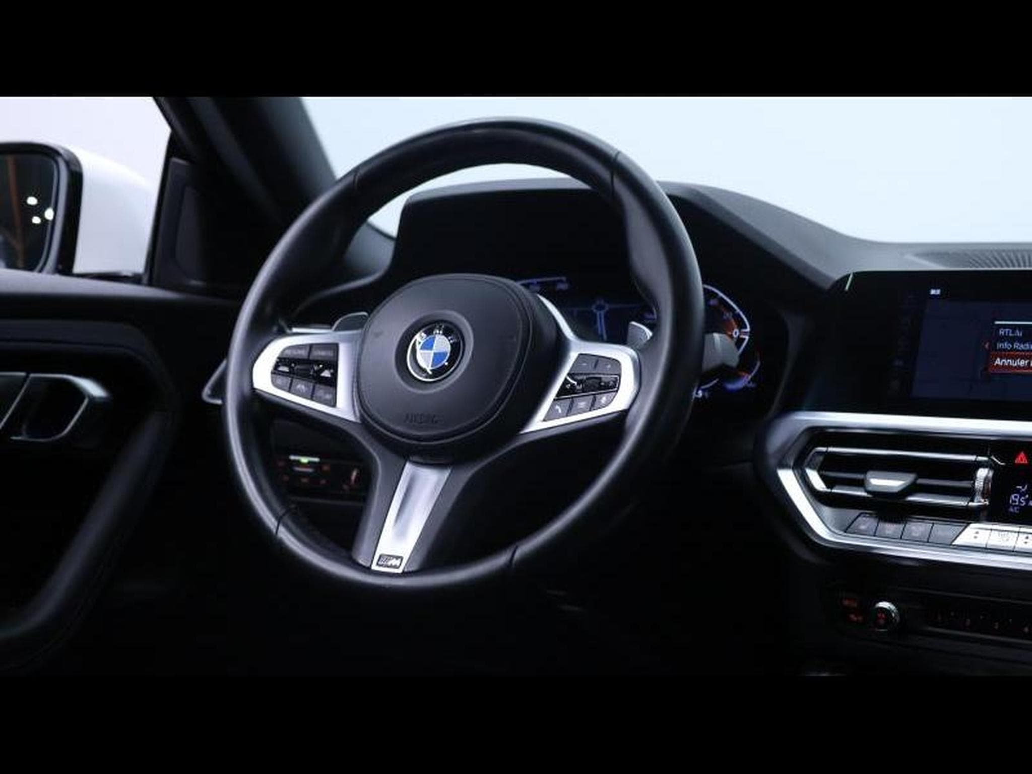 BMW 220 i Coupe M SPORT Pro Steptronic (2022) - Photo 17