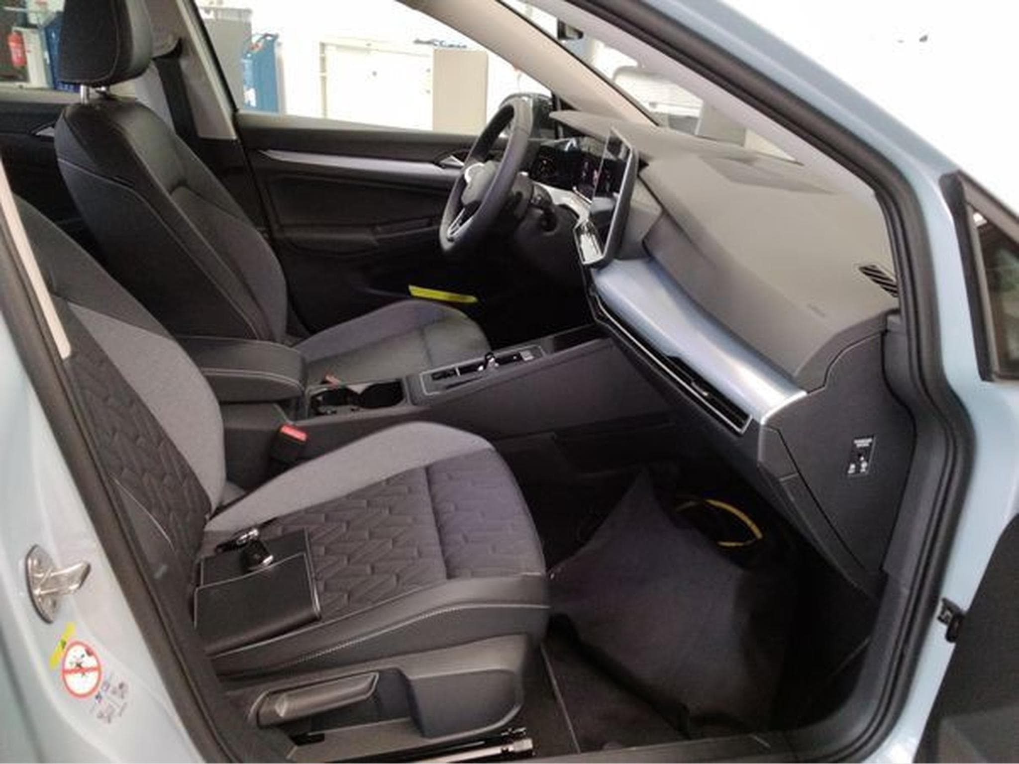 VW Golf Life GOAL 1.5 TSI eHybrid 204 CV DSG6 *360°* MATRIX* TÊTE HA (2025) - Foto 8