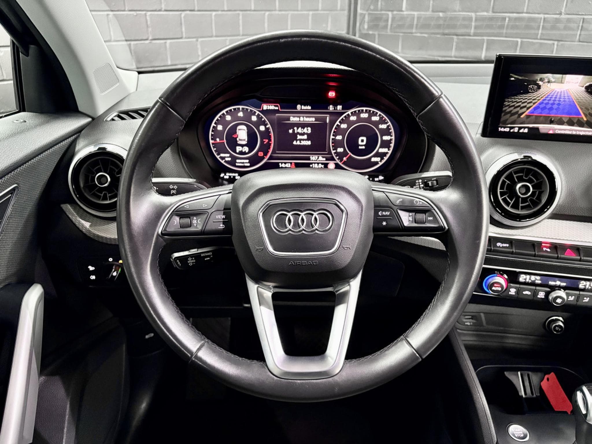 Audi Q2 35 TFSI S-Line 150 CV *ATTELAGE* (2021) - Foto 10