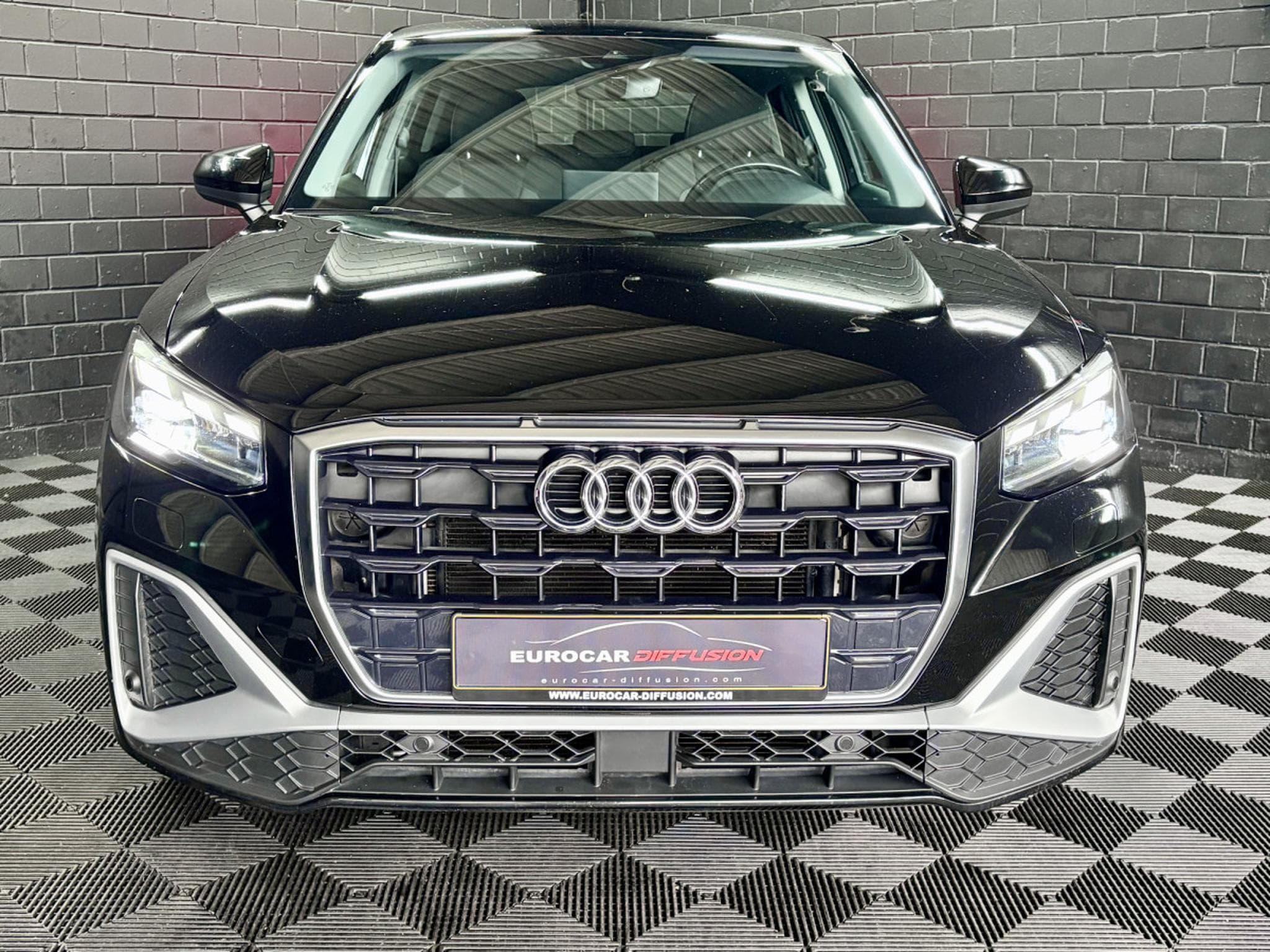 Audi Q2 35 TFSI S-Line 150 CV *ATTELAGE* (2021) - Foto 2