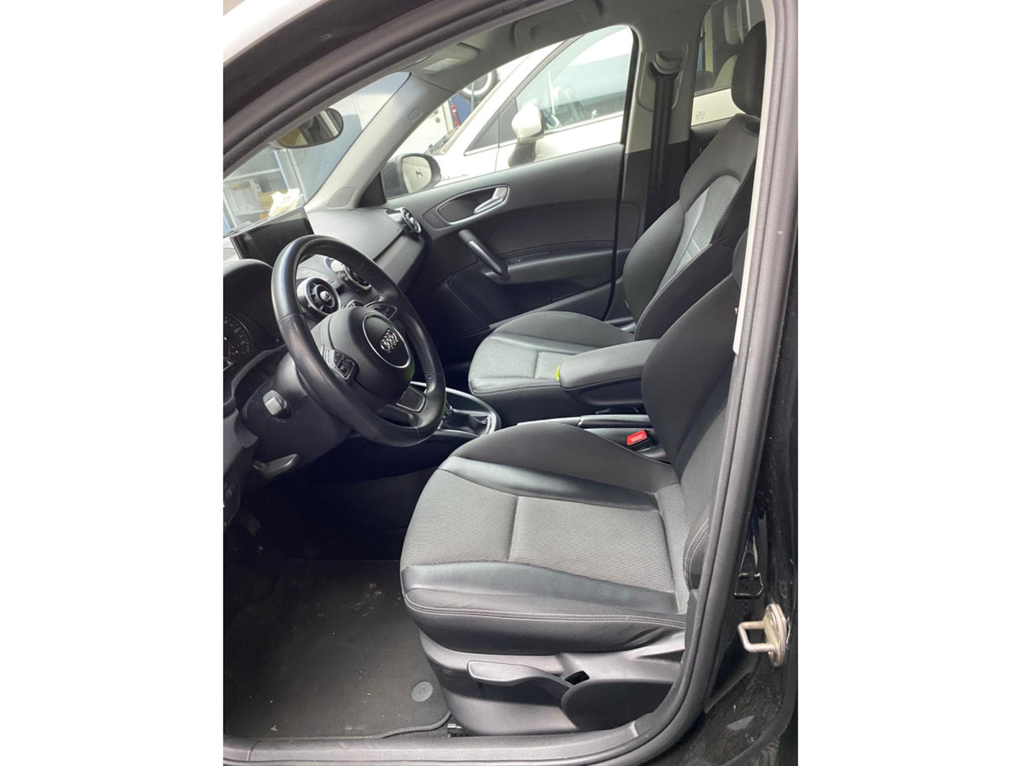 Audi A1 1.0 tfsi 115 (2018) - Foto 9