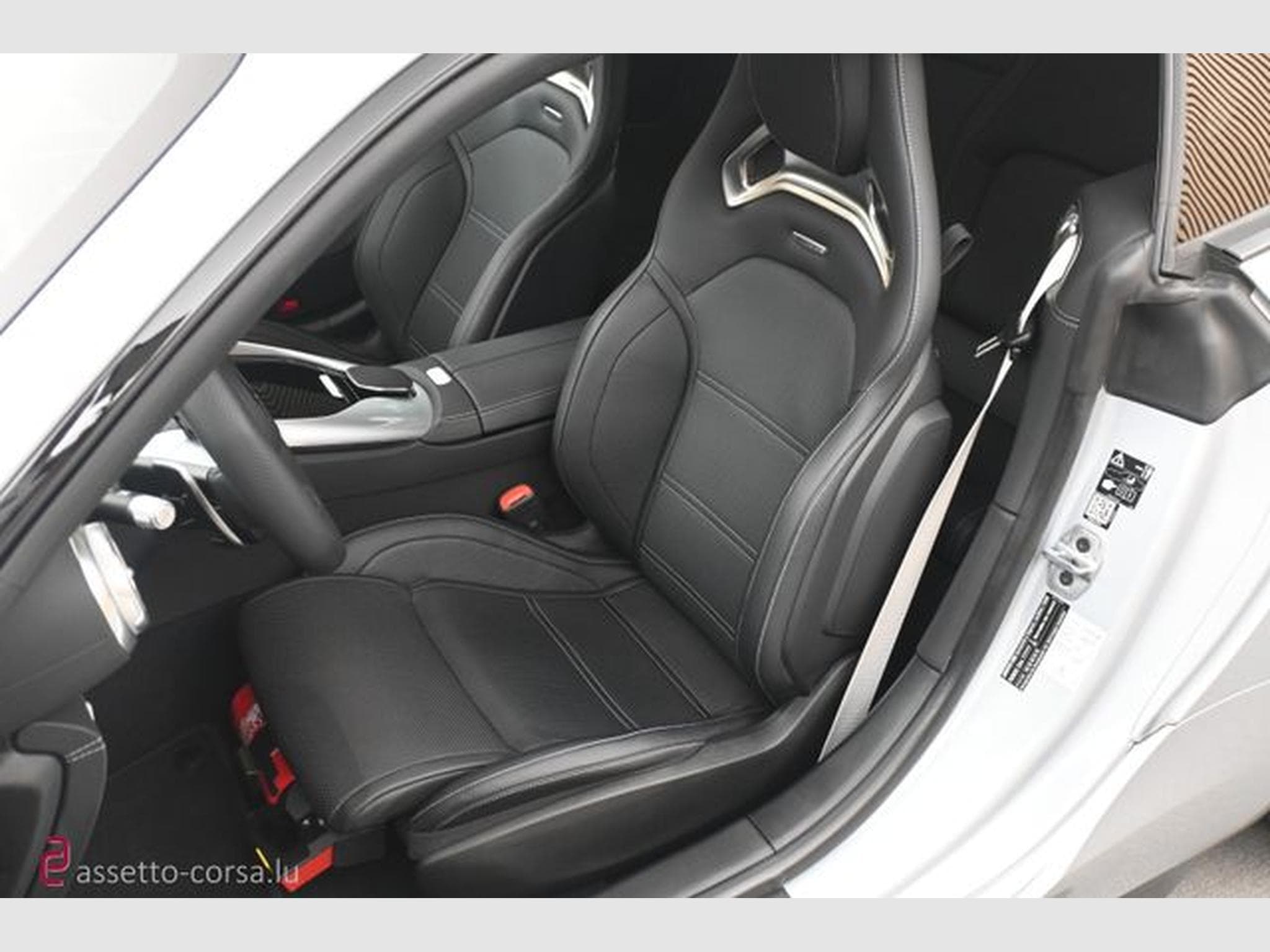 Mercedes AMG GT AMG GT 63 4Matic+*Perf. Sitze*AMG Aero Pack*Lift (2025) - Photo 9