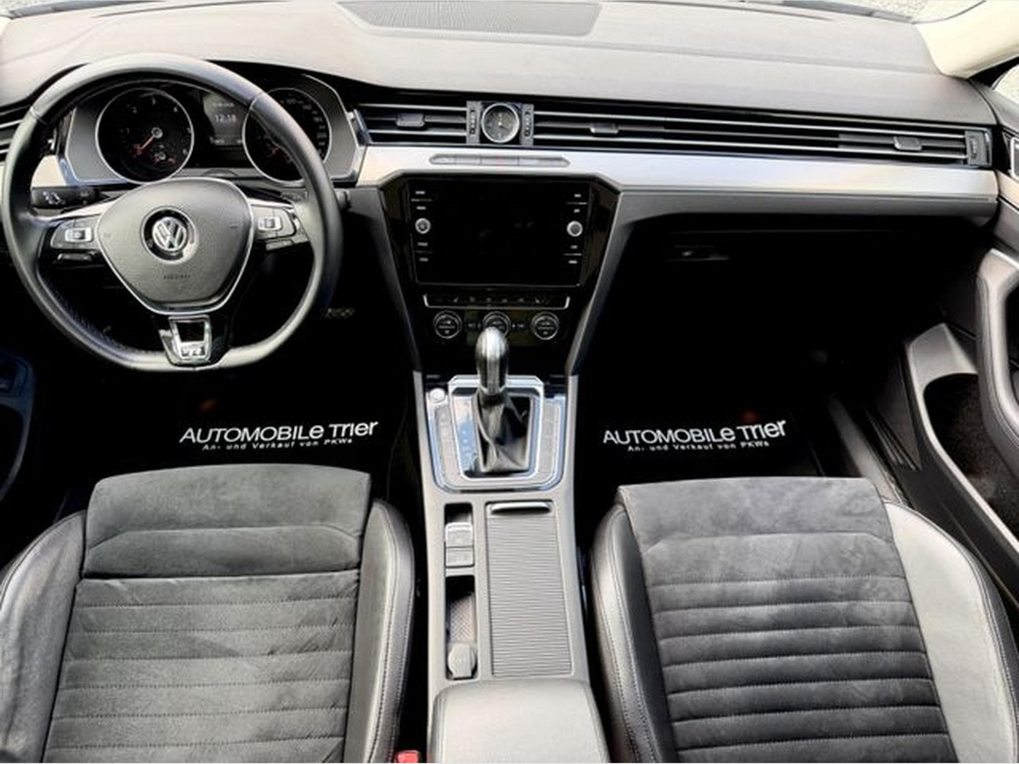 VW Passat Passat Variant R Line 2.0 TDI DSG 4Motion (2019) - Photo 10