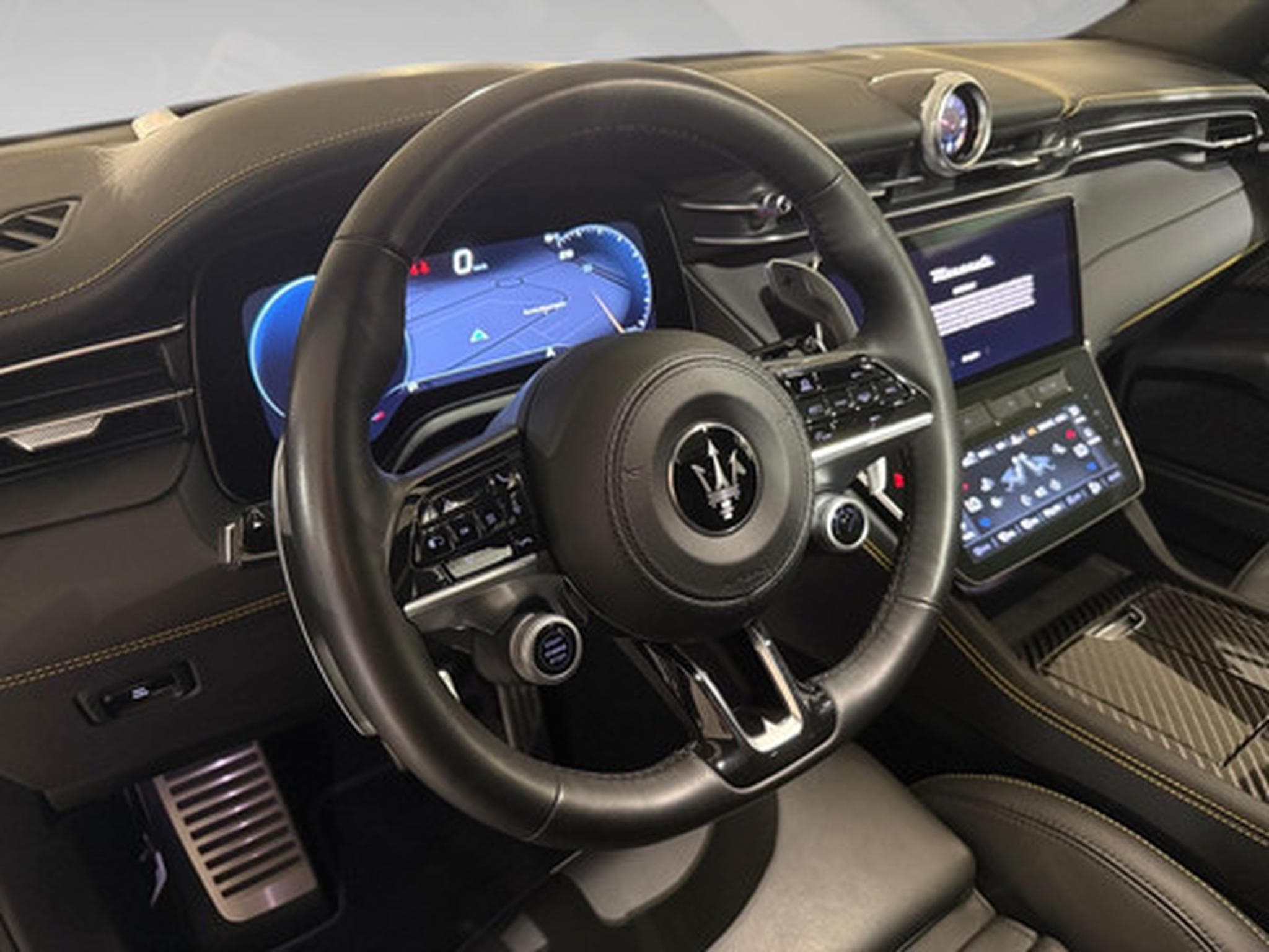 Maserati Grecale 2.0 L4 MHEV Modena 4x4 Aut. (2022) - Foto 8