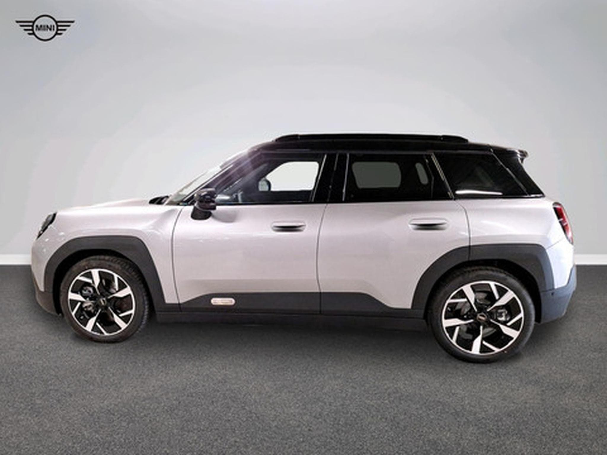 Mini Aceman (2025) - Foto 8