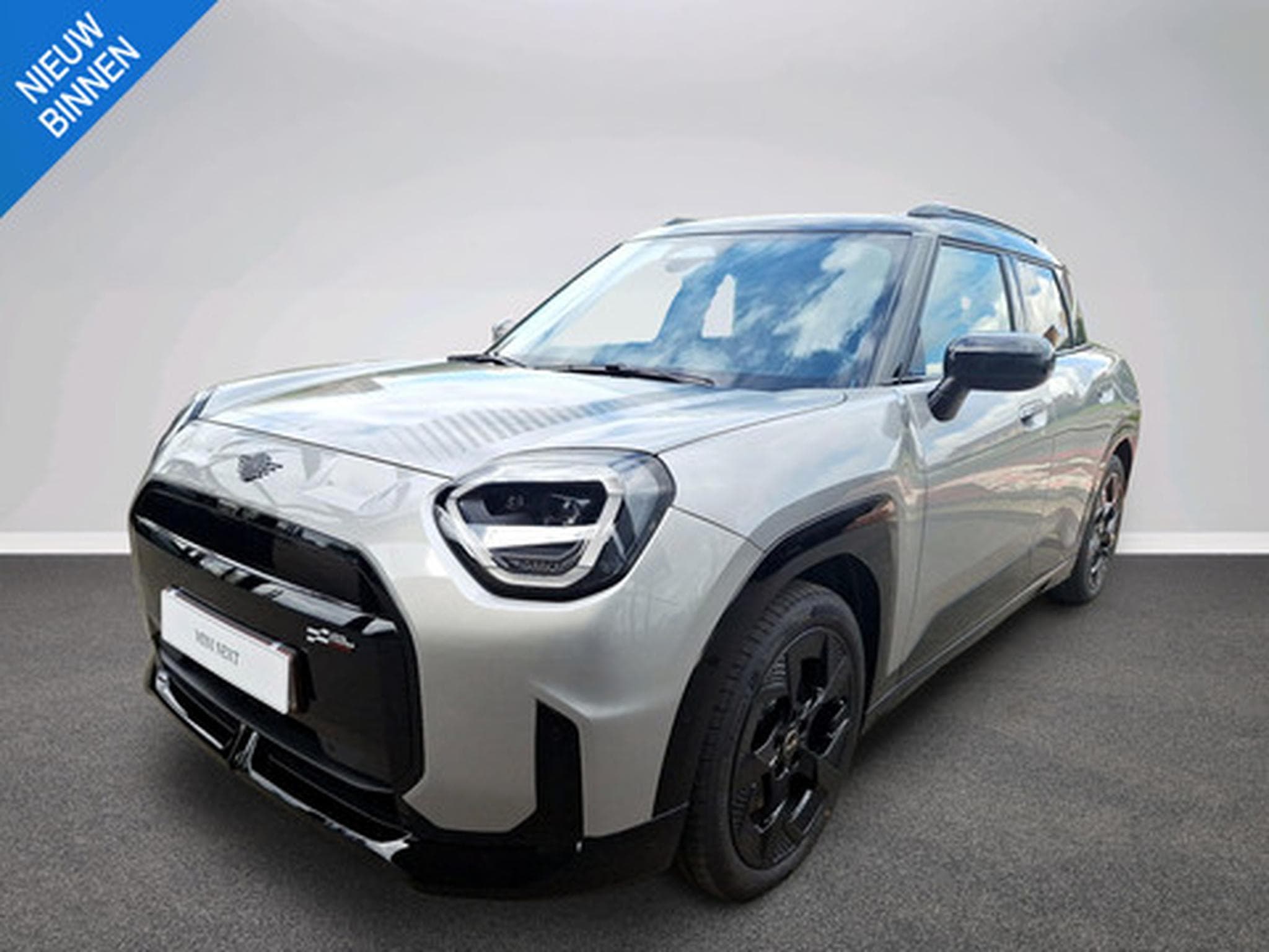 Mini Aceman (2025) - Foto 1