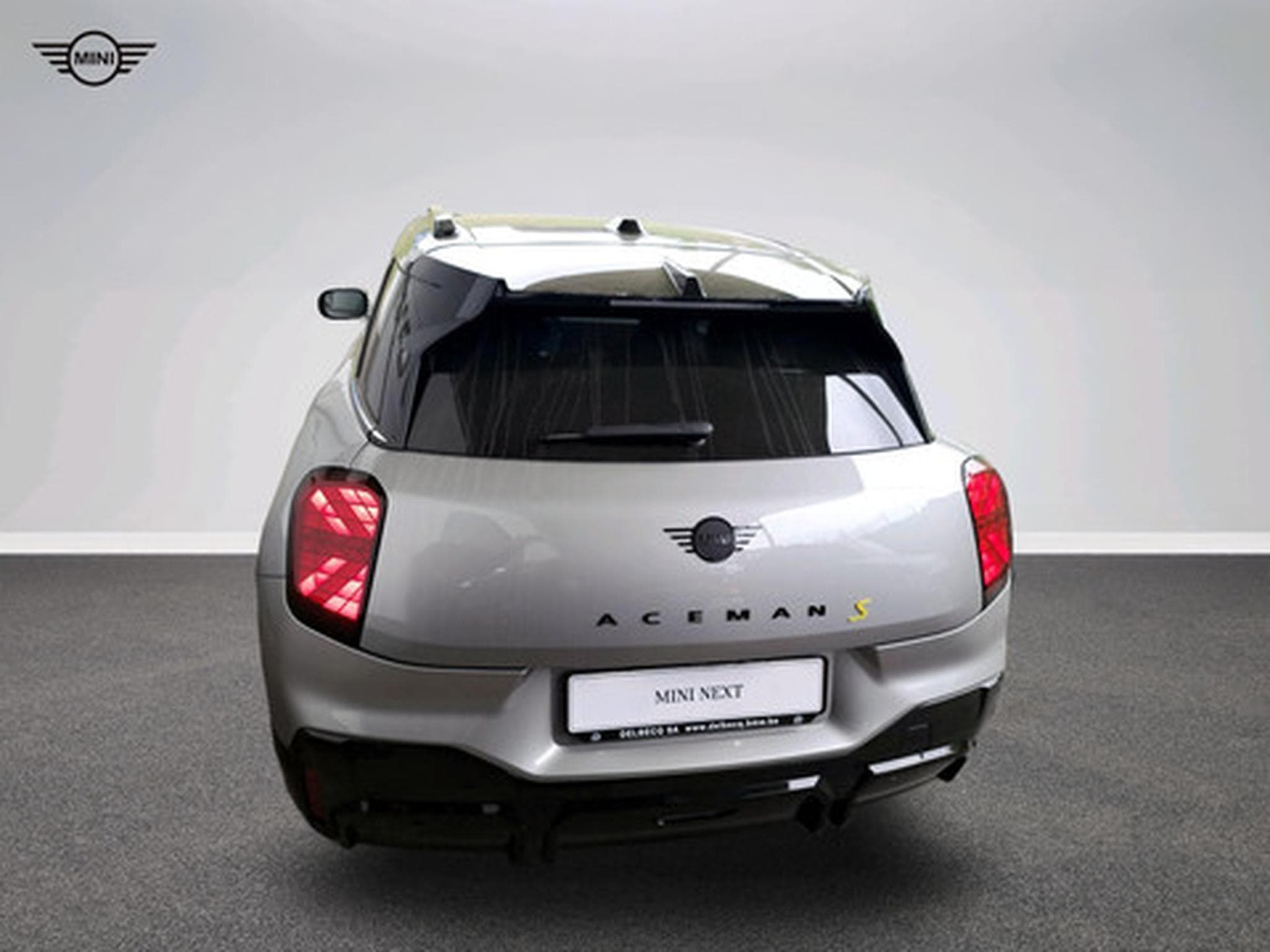 Mini Aceman (2025) - Foto 18