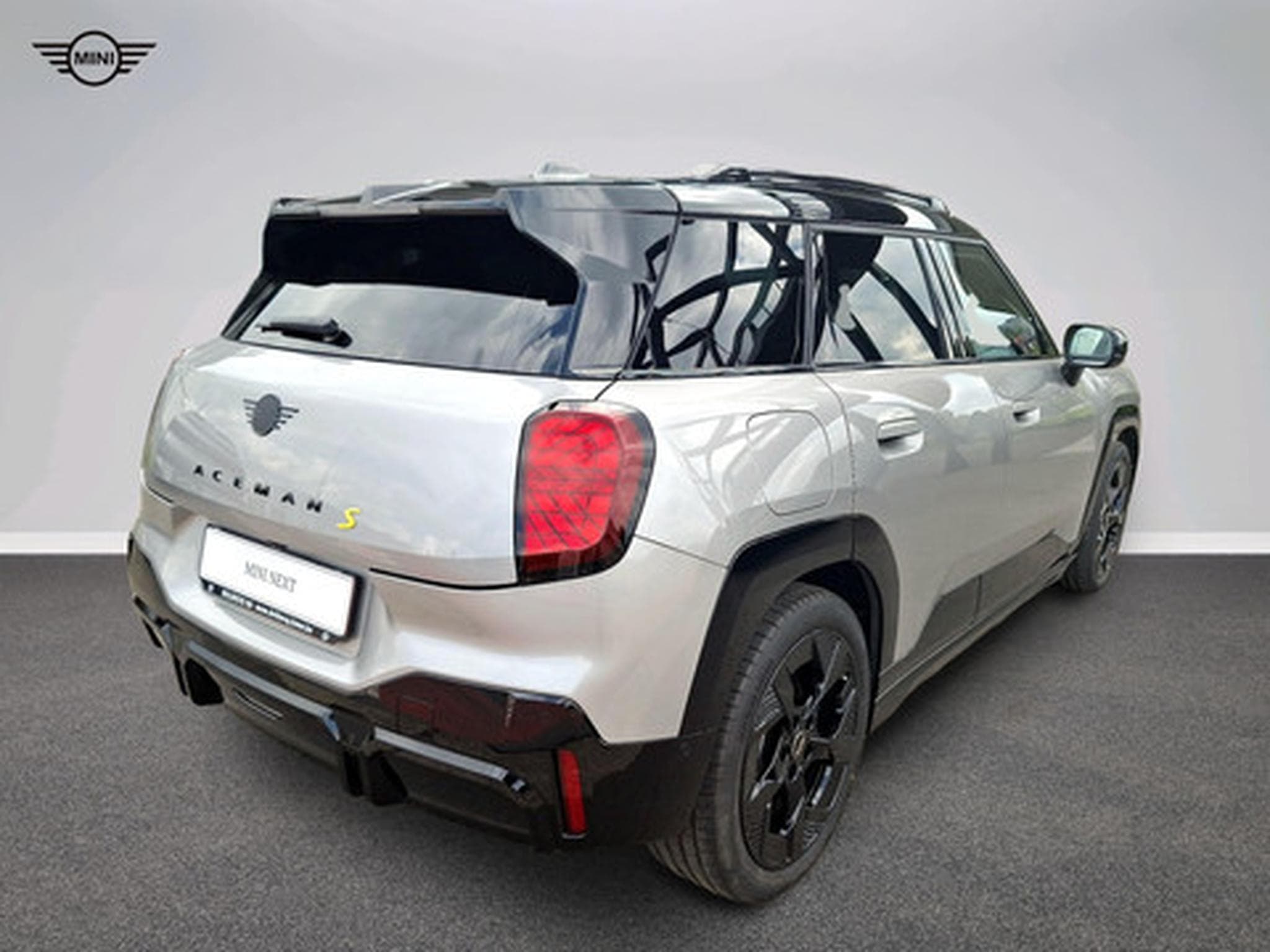 Mini Aceman (2025) - Foto 19