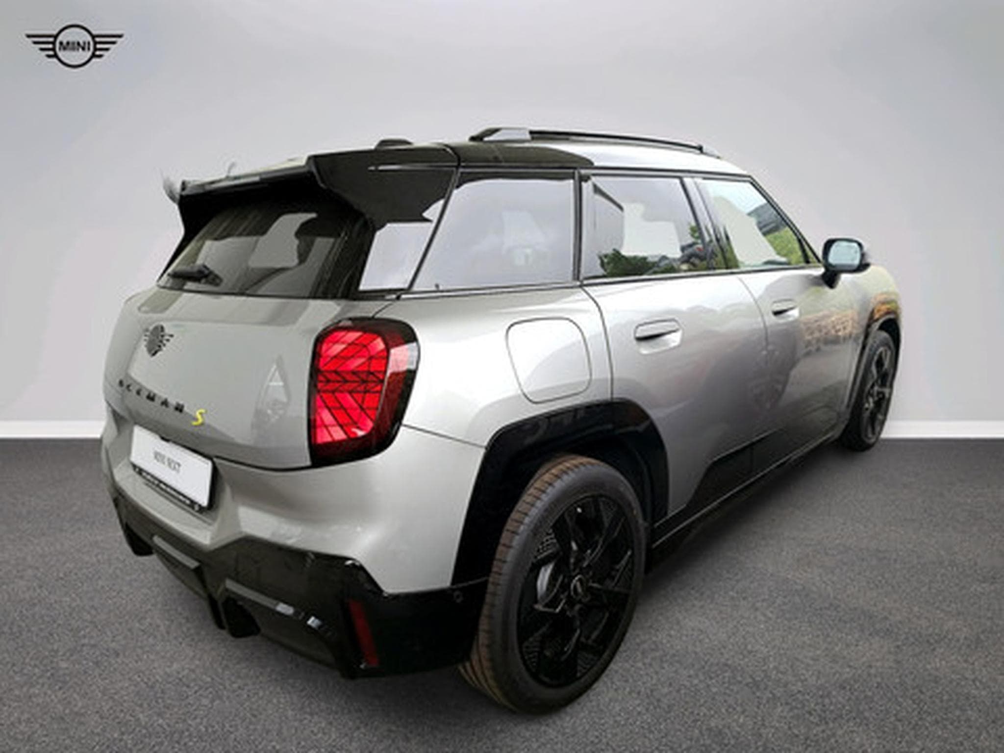 Mini Aceman (2025) - Foto 22