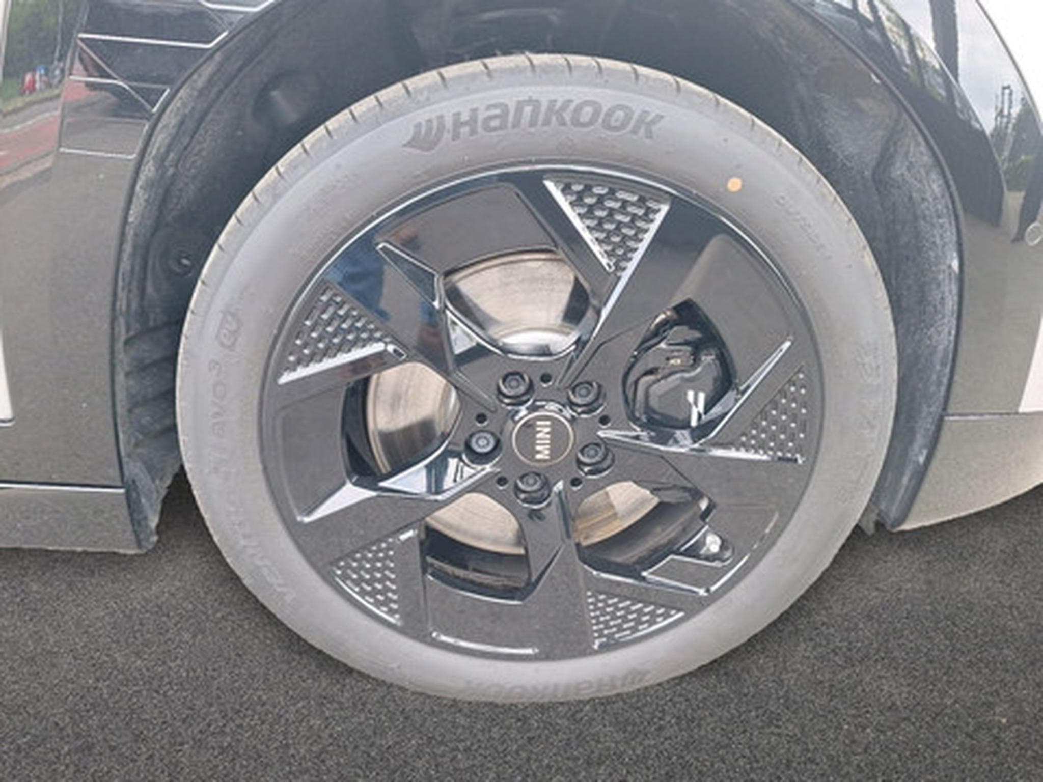 Mini Aceman (2025) - Foto 31