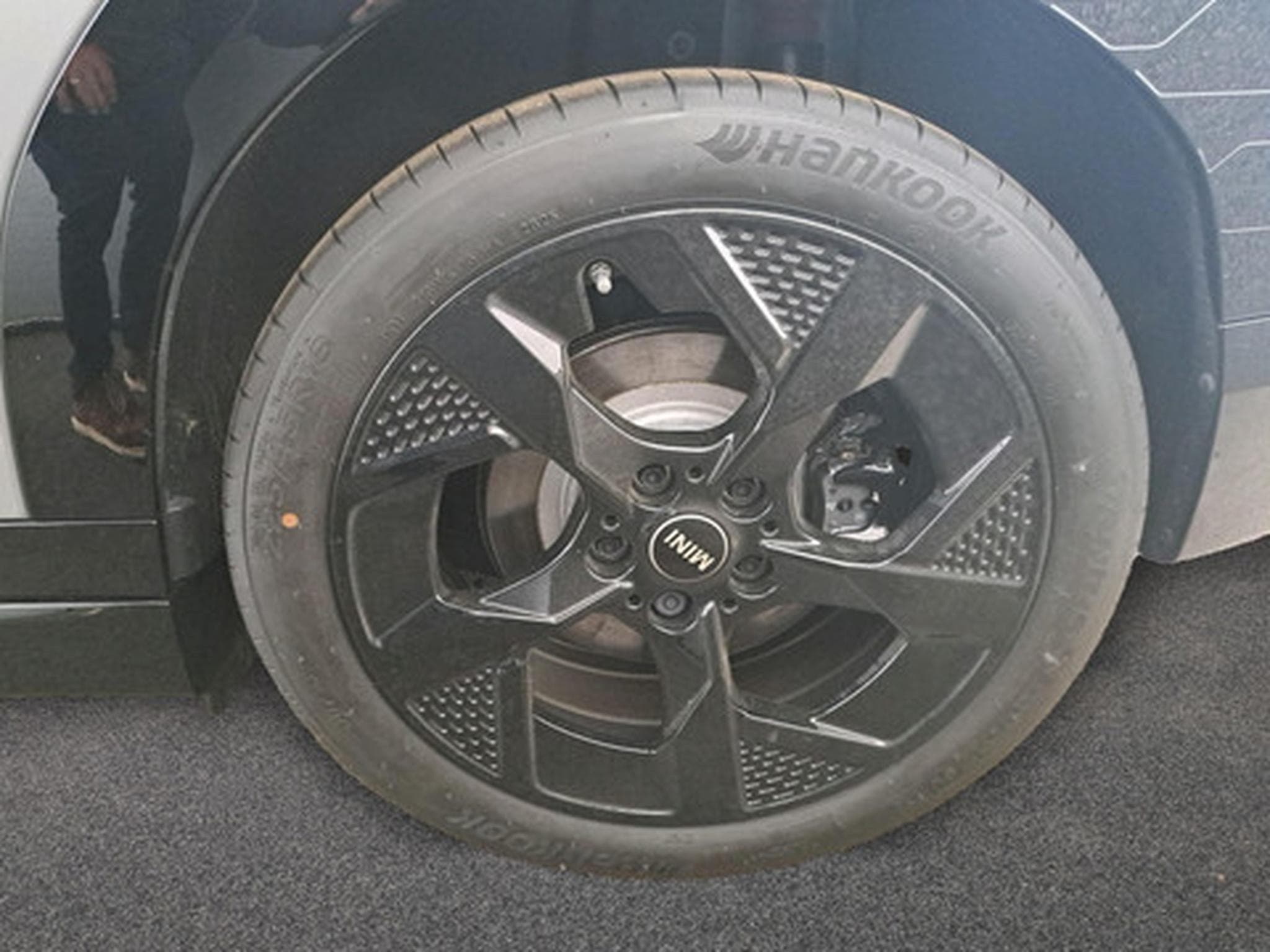 Mini Aceman (2025) - Foto 32