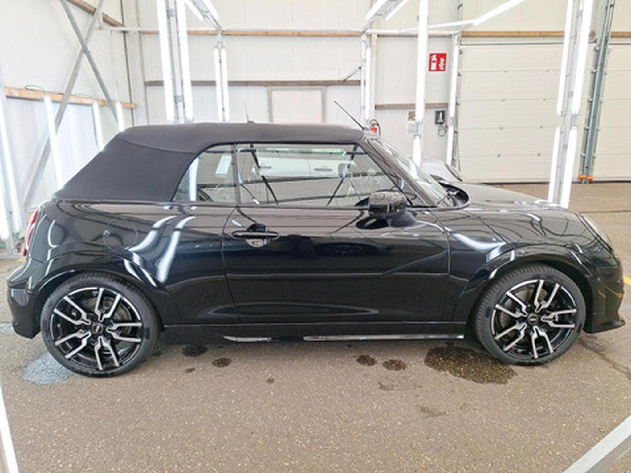 Mini Cooper MINI Cabrio (2025) - Foto 15