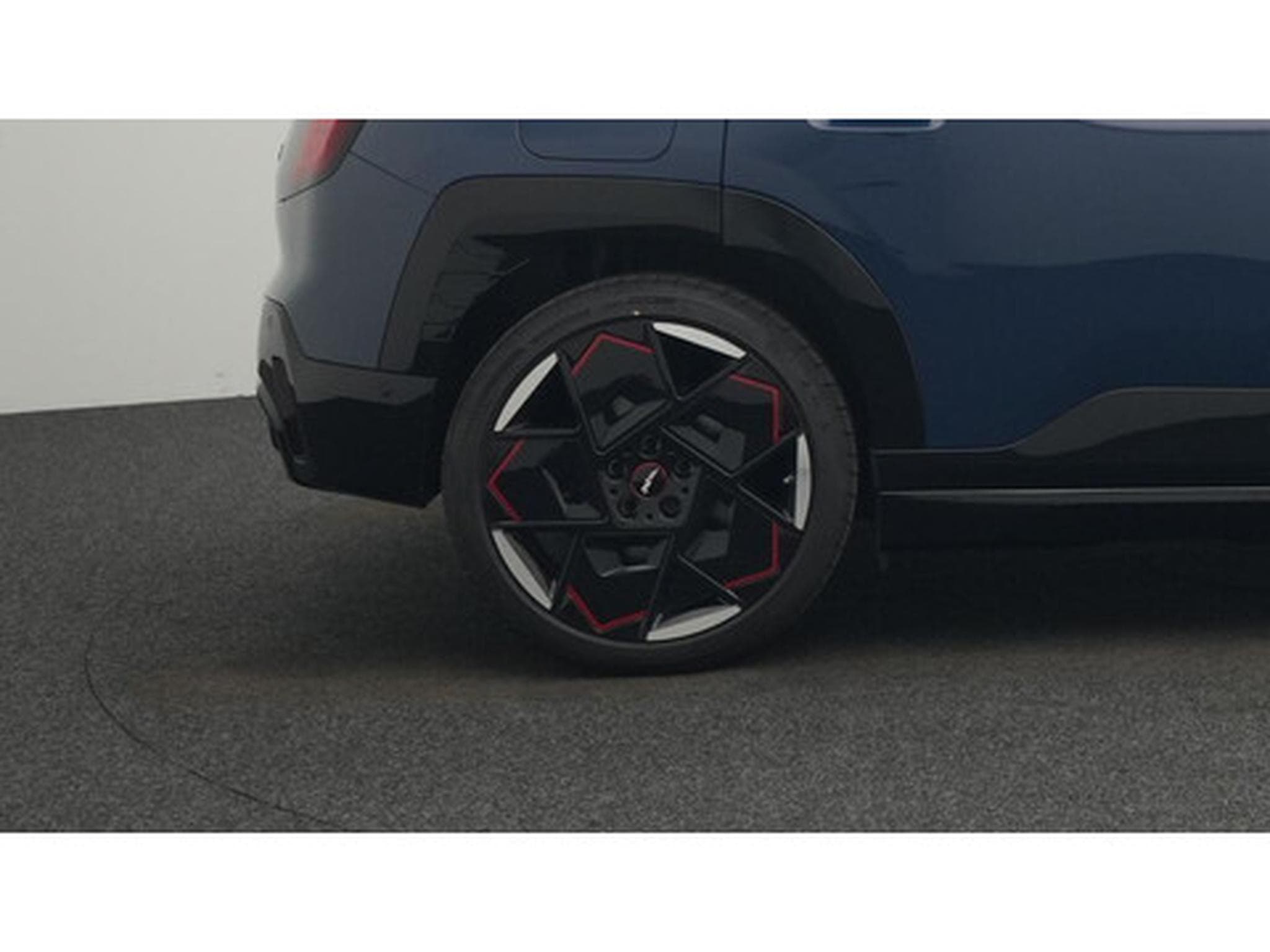 Mini Aceman (2025) - Foto 18