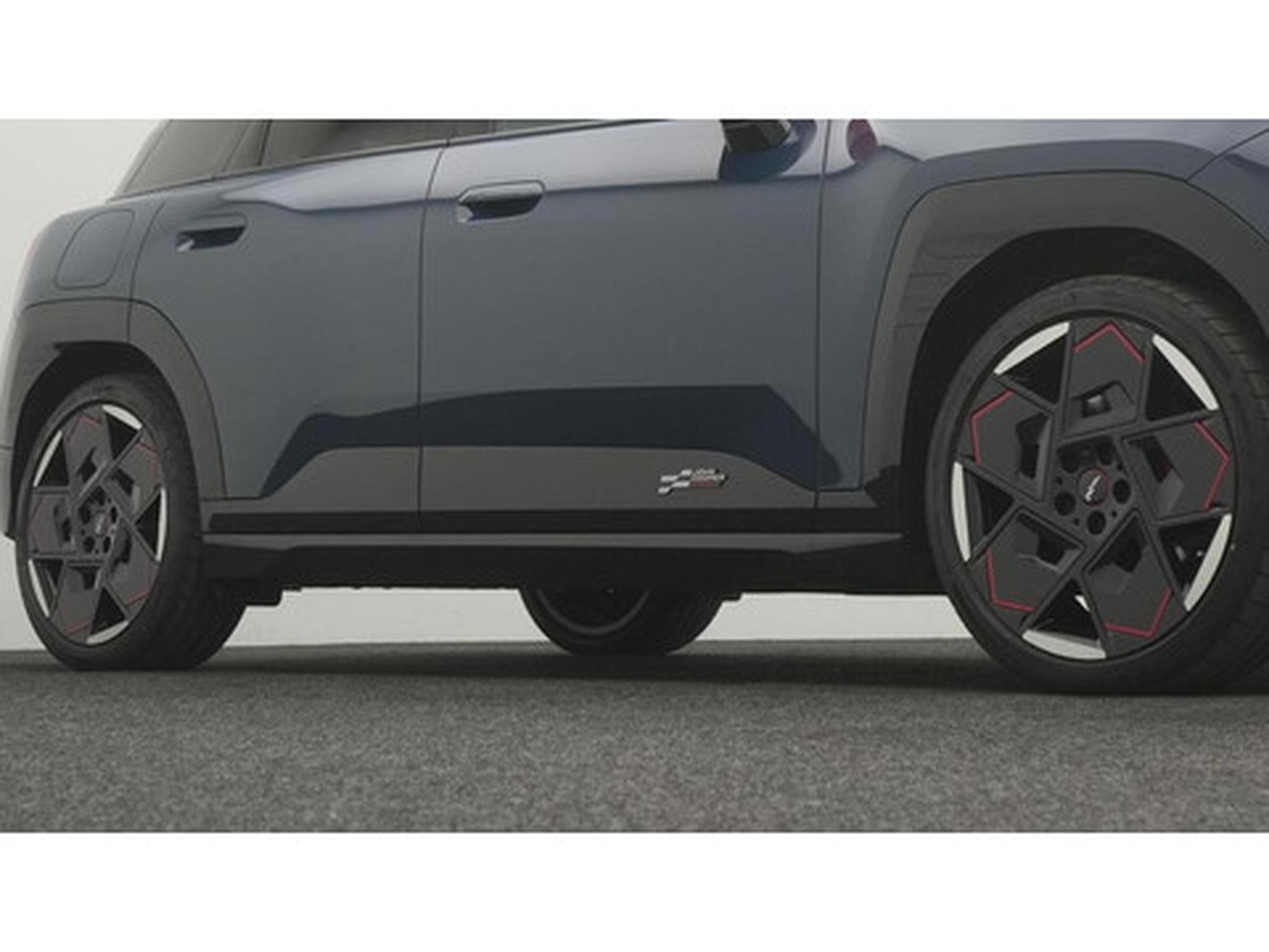 Mini Aceman (2025) - Foto 22