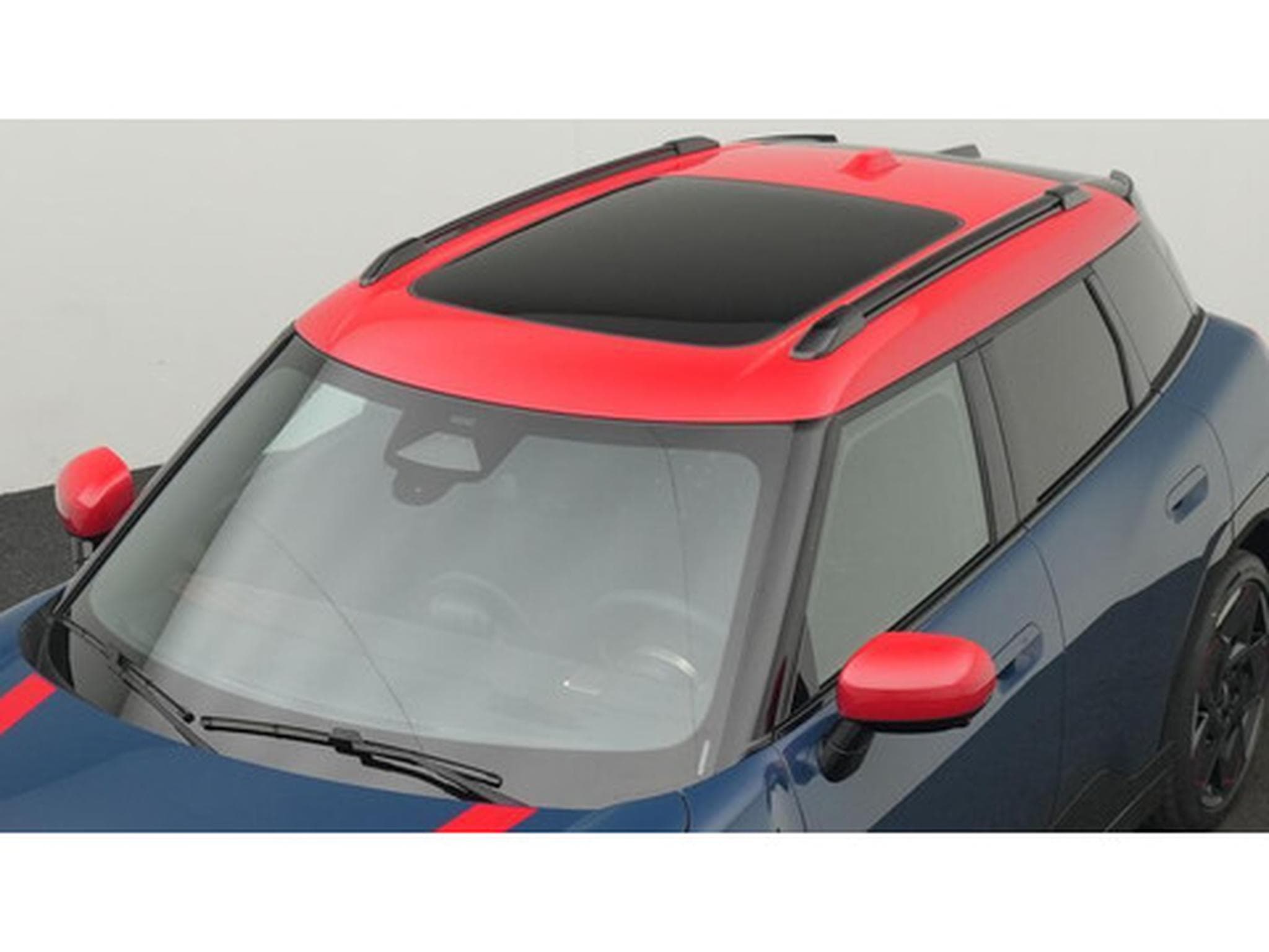 Mini Aceman (2025) - Foto 24