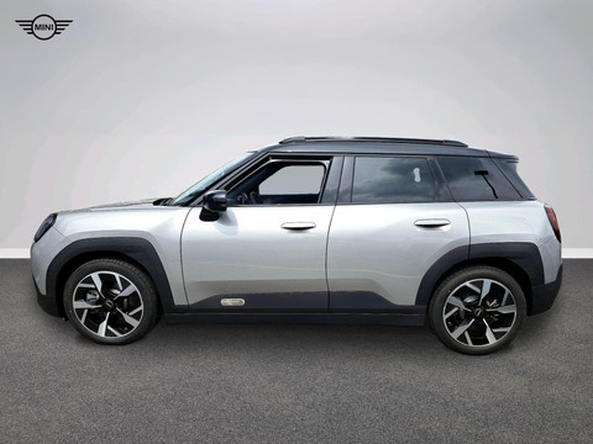 Mini Aceman (2025) - Foto 16