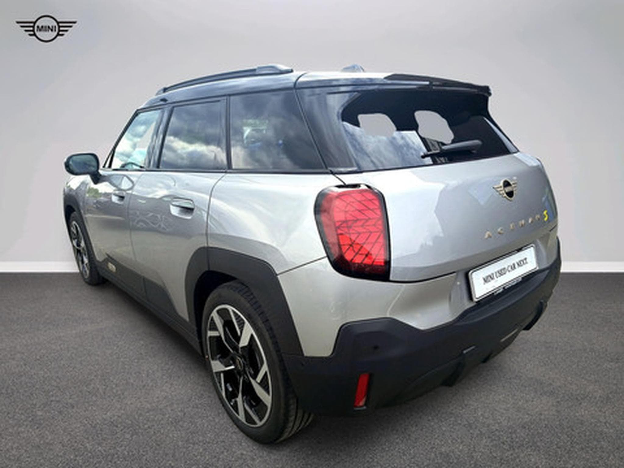 Mini Aceman (2025) - Foto 20