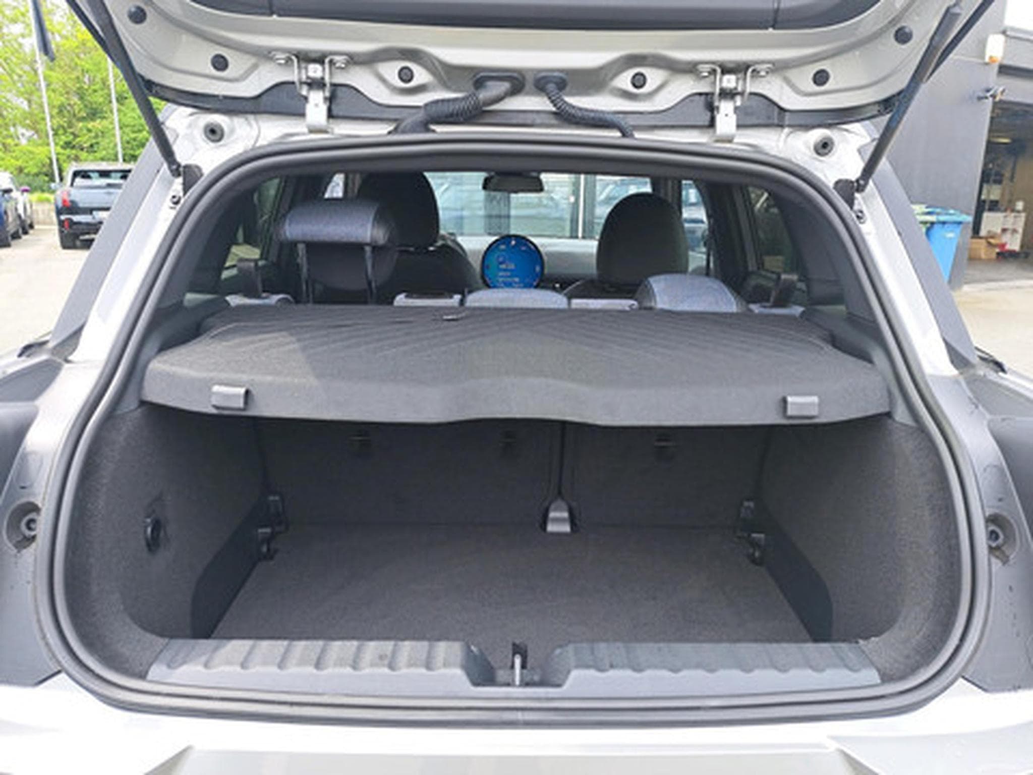 Mini Aceman (2025) - Foto 24