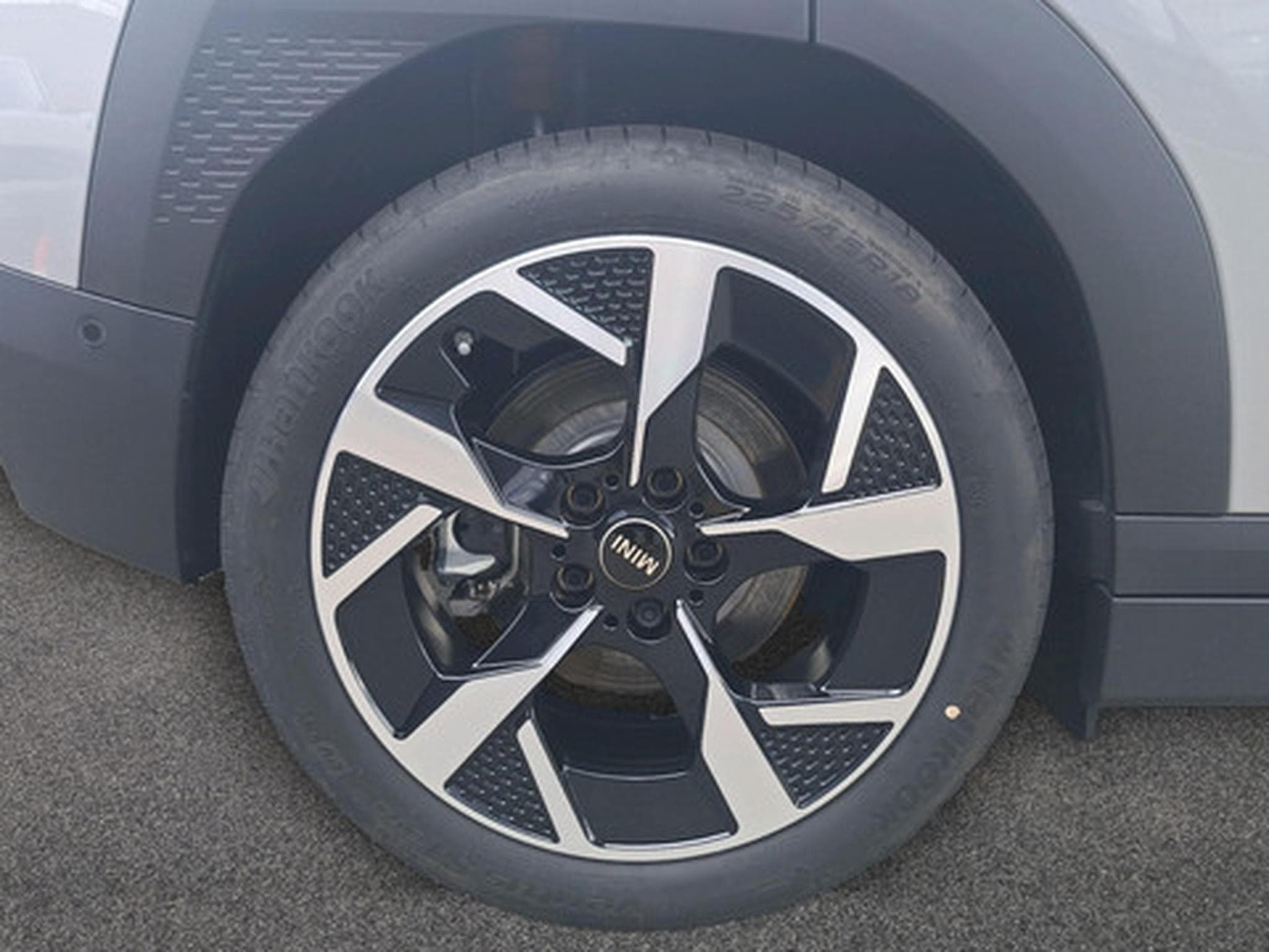 Mini Aceman (2025) - Foto 31