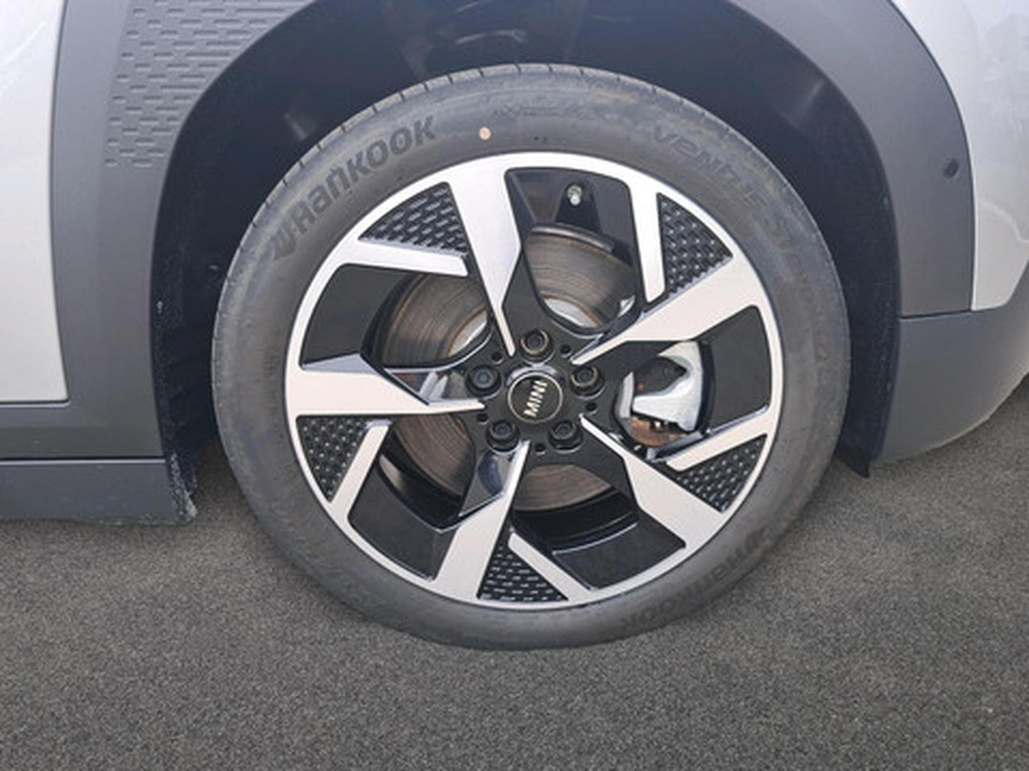 Mini Aceman (2025) - Foto 32
