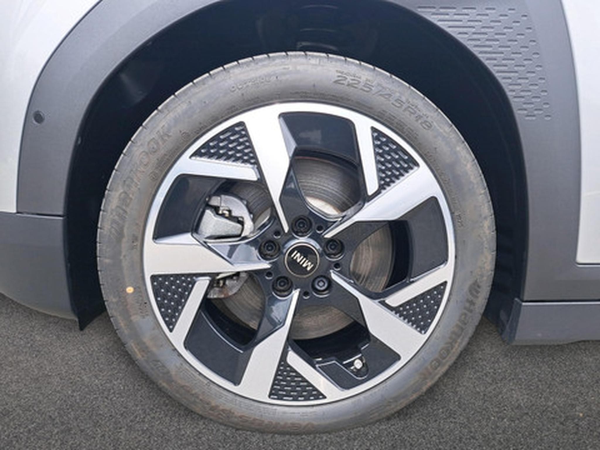 Mini Aceman (2025) - Foto 33