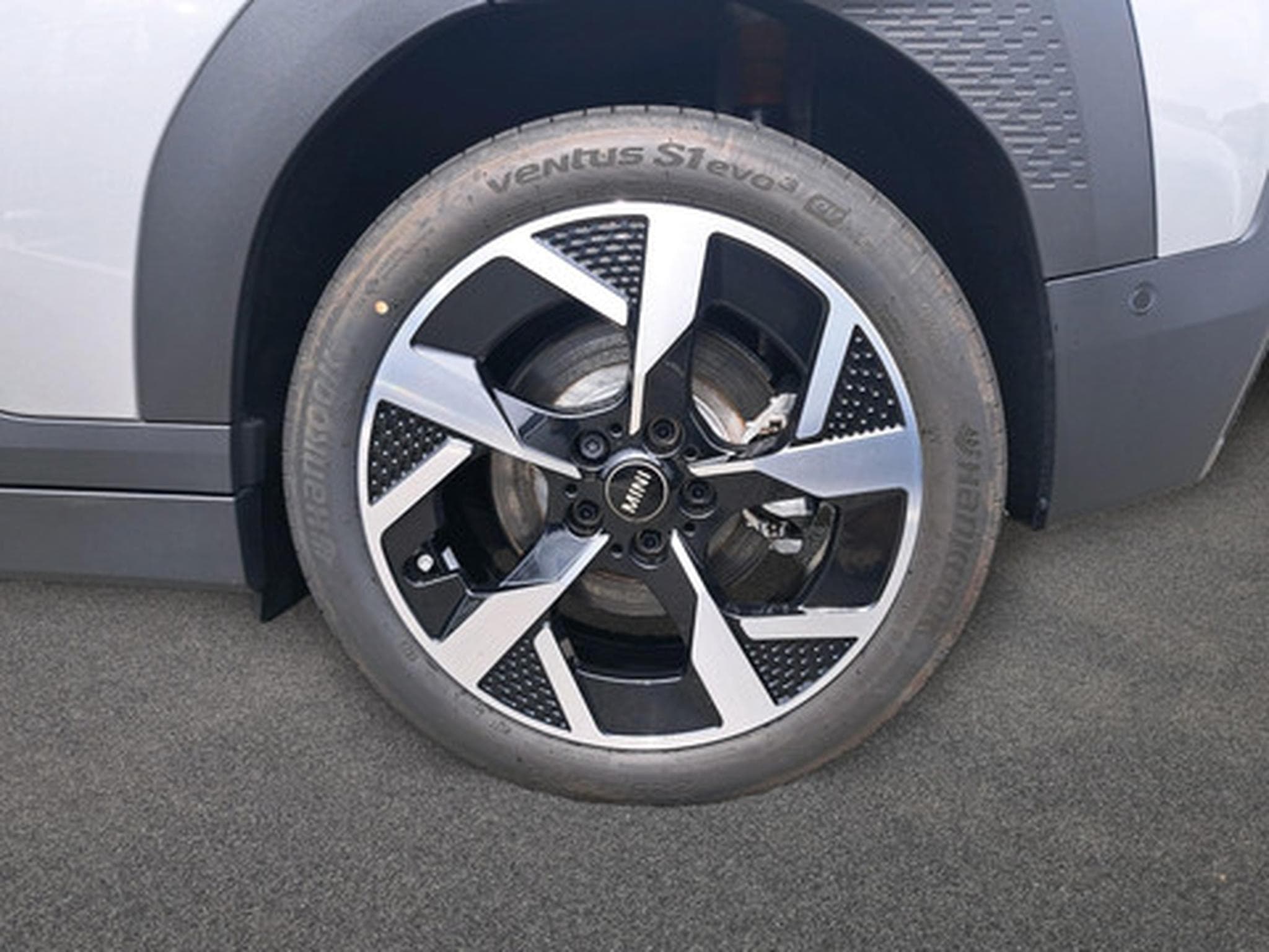 Mini Aceman (2025) - Foto 34