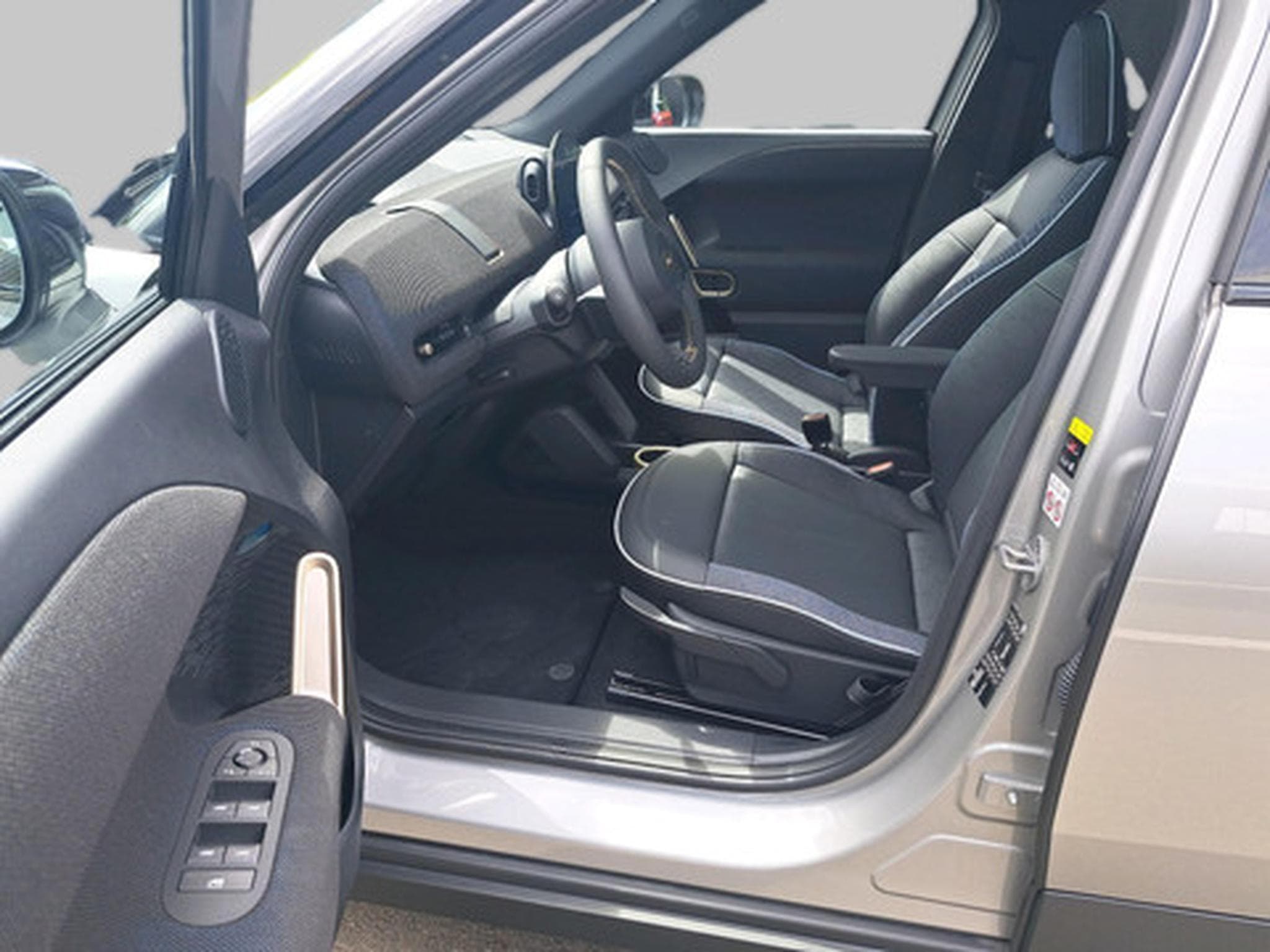 Mini Aceman (2025) - Foto 7