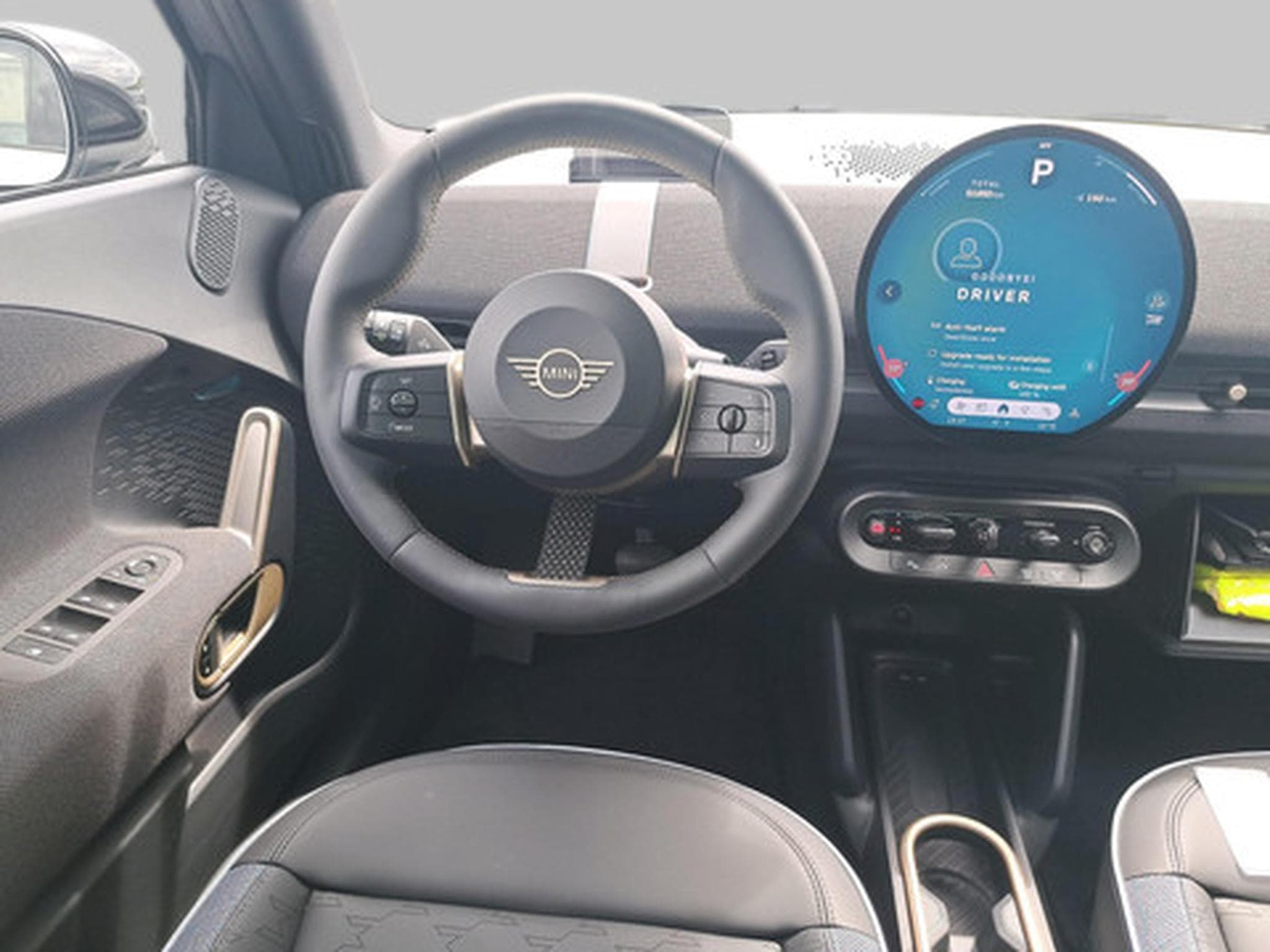 Mini Aceman (2025) - Foto 9