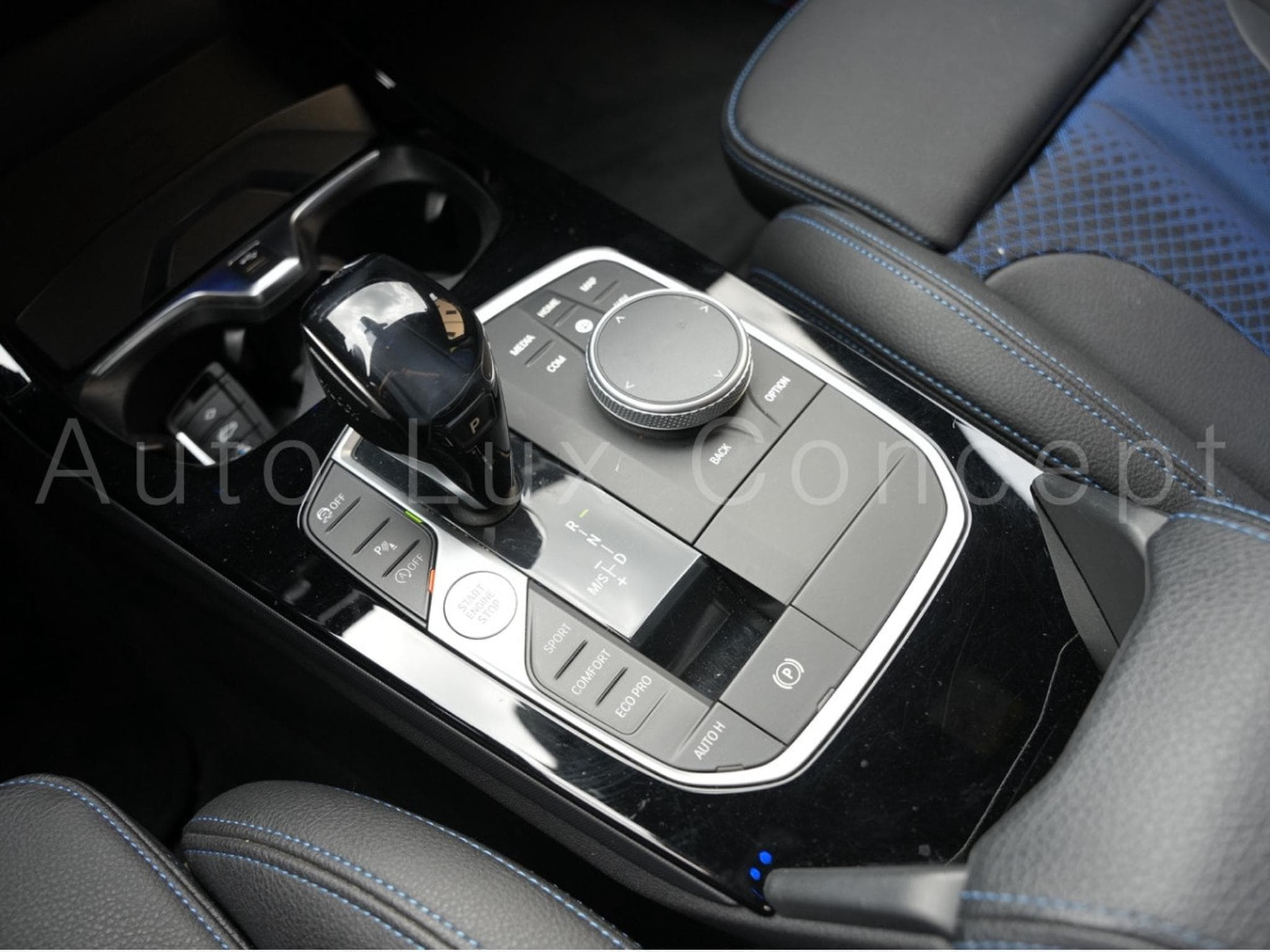 BMW M135 i xDrive (2019) - Photo 24