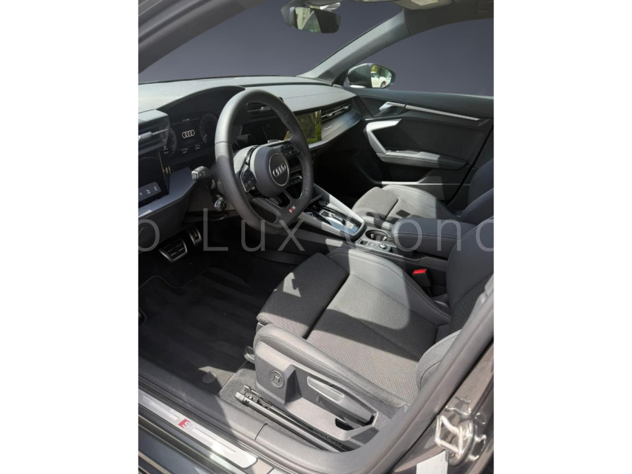 Audi A3 Sportback 40 TFSI e S line (2025) - Photo 5