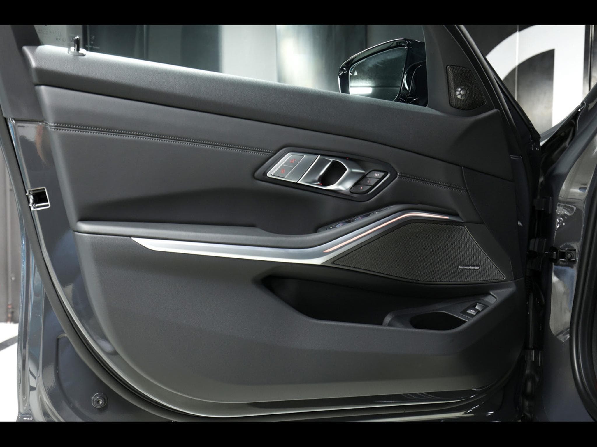 BMW M3 COMPETITION TOURING (G81) XDRIVE - DRAVITGRAU METALLIC (2023) - Photo 8