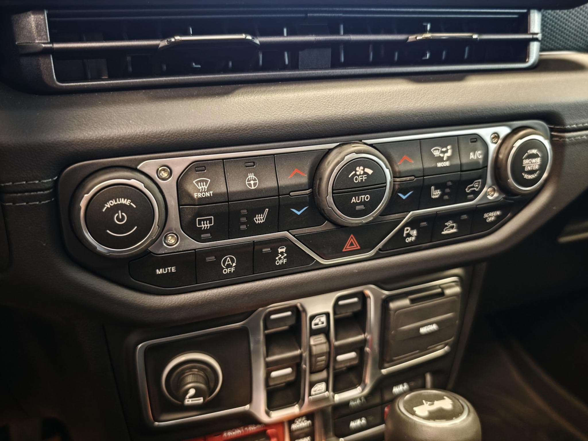 Jeep Wrangler Unlimited Rubicon 2.0 T-GDI 4X4 (2026) - Photo 20