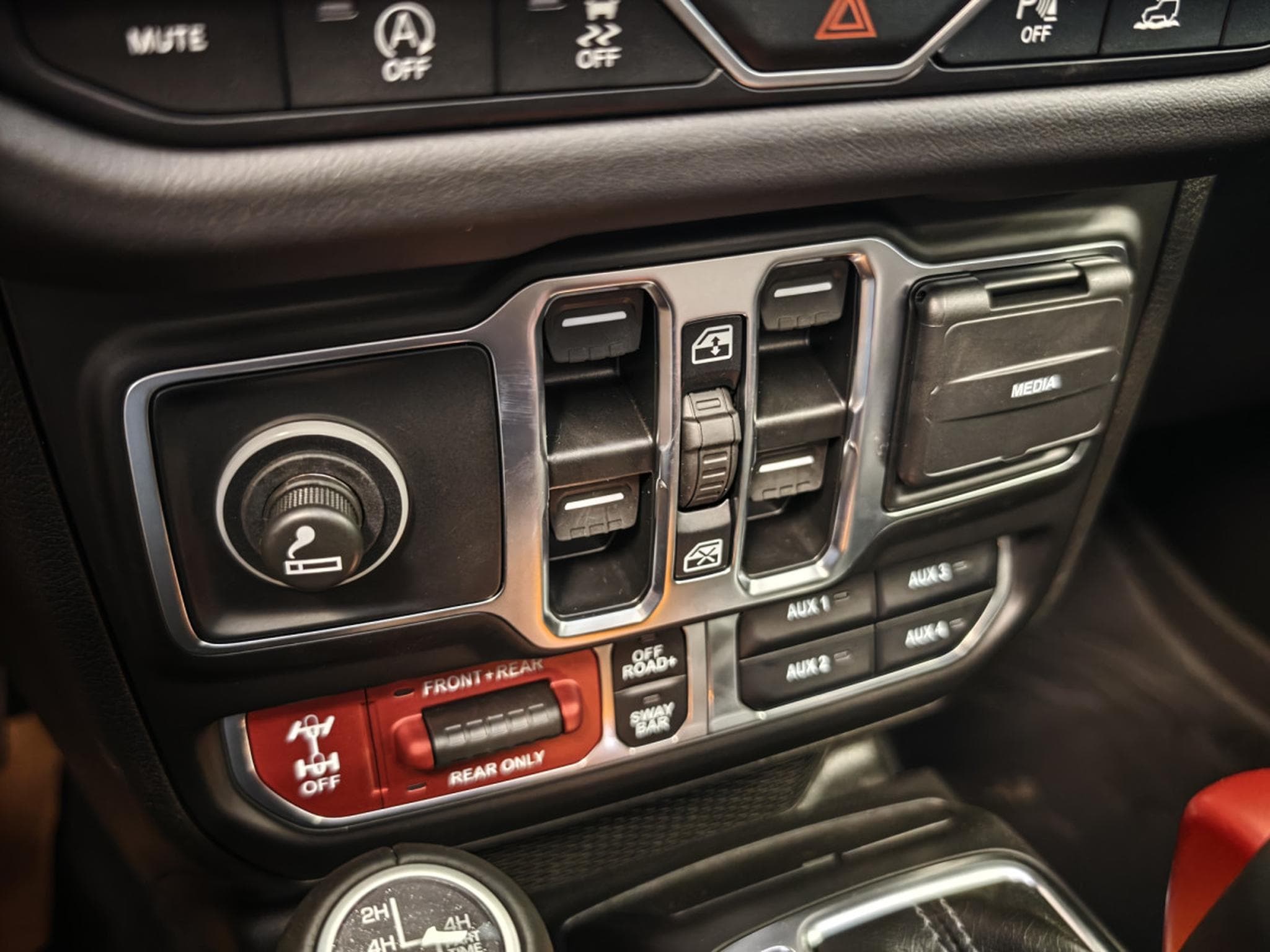 Jeep Wrangler Unlimited Rubicon 2.0 T-GDI 4X4 (2026) - Photo 21